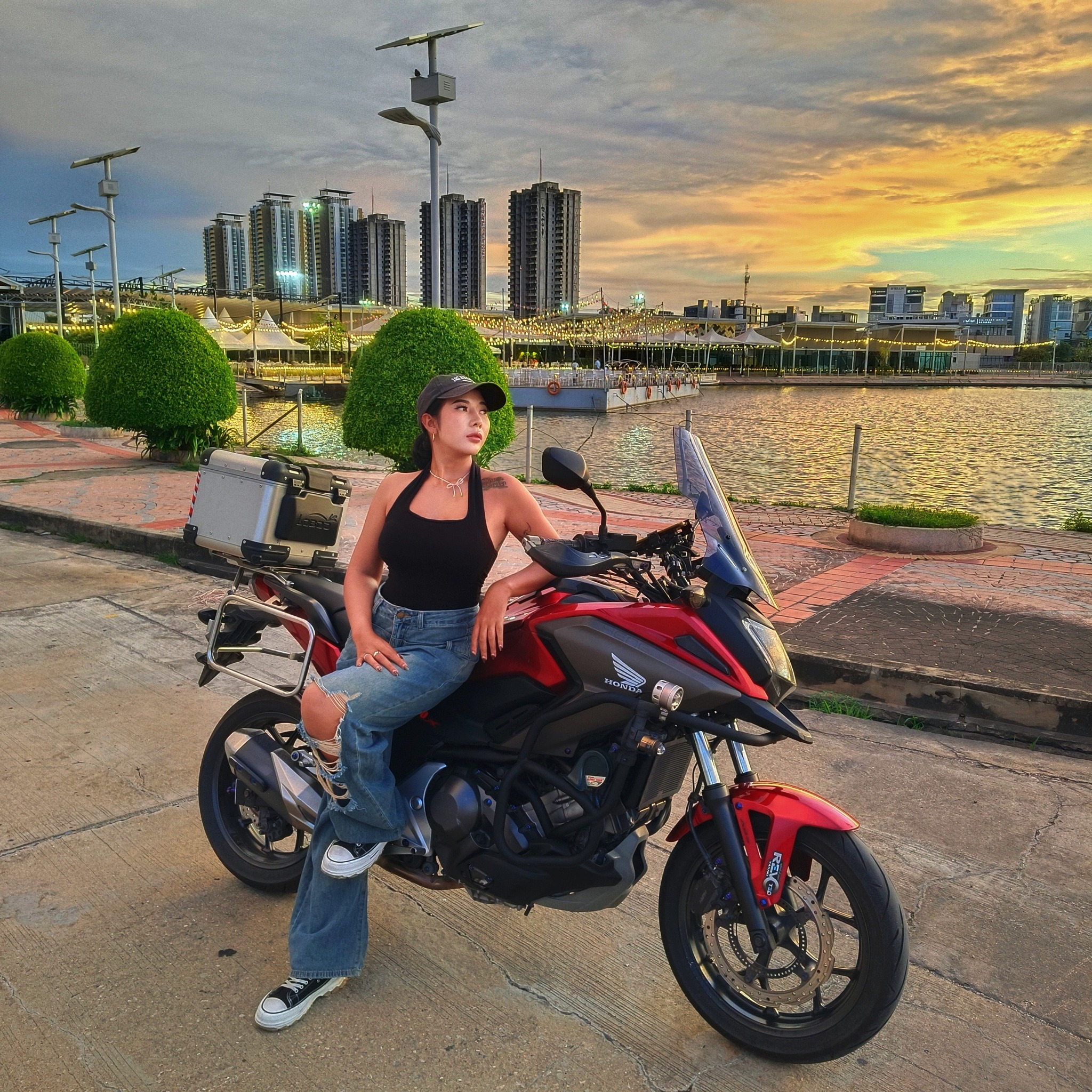 ROSE RIDER ผู้หญิงเดินทาง... - ROSE RIDER ผู้หญิงเดินทาง