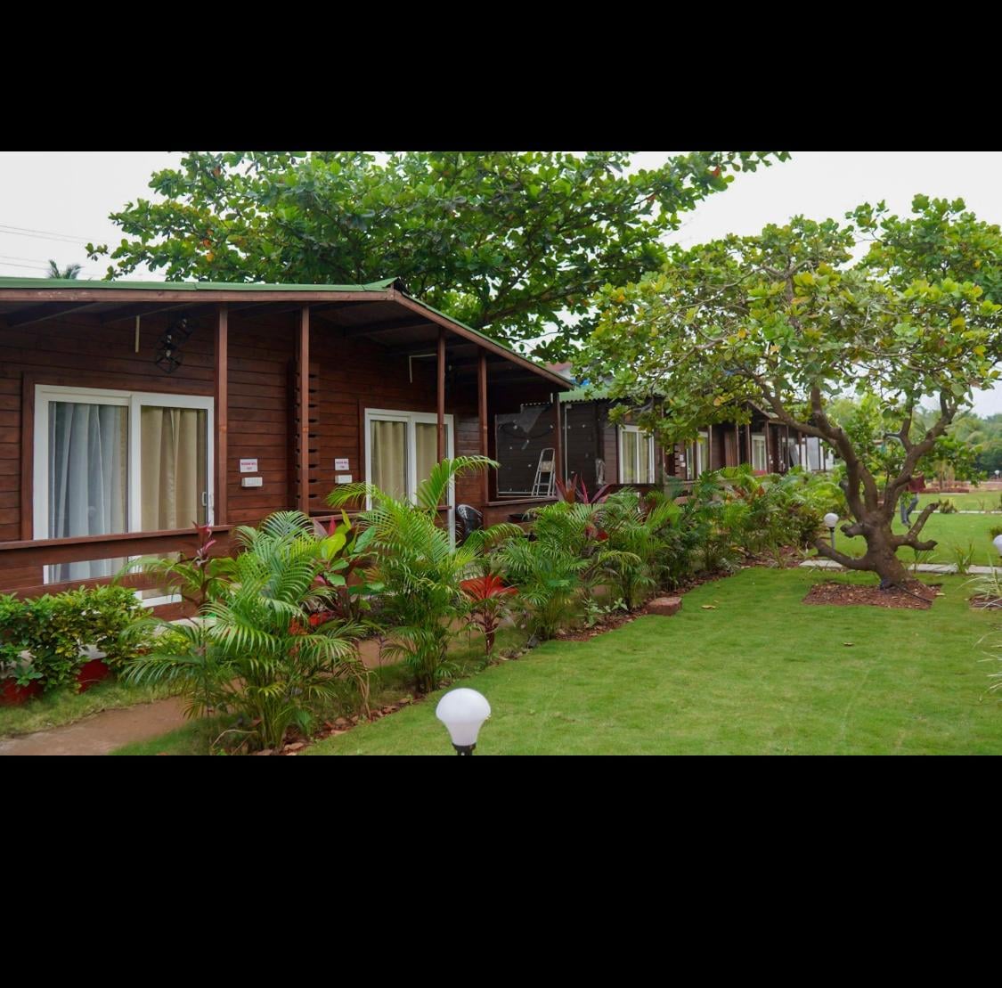 Arambol Lake Resort