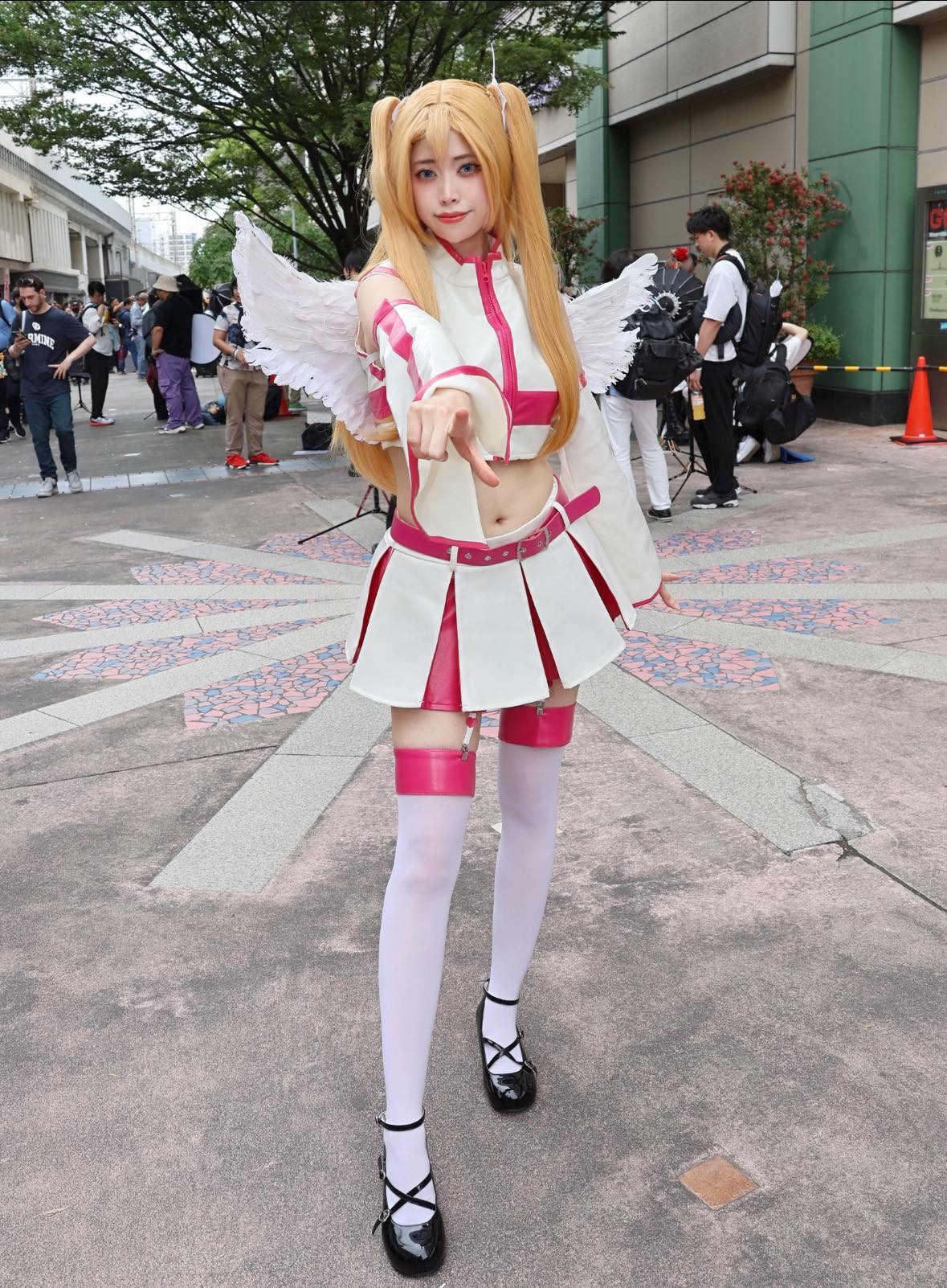 Ririsa Amano as Lilliel ❤️ Anime: 2.5 Dimensional Seduction