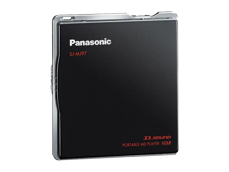 Panasonic 於2004 年發表世界最細小 MD 播放器 SJ-MJ97。 The world's