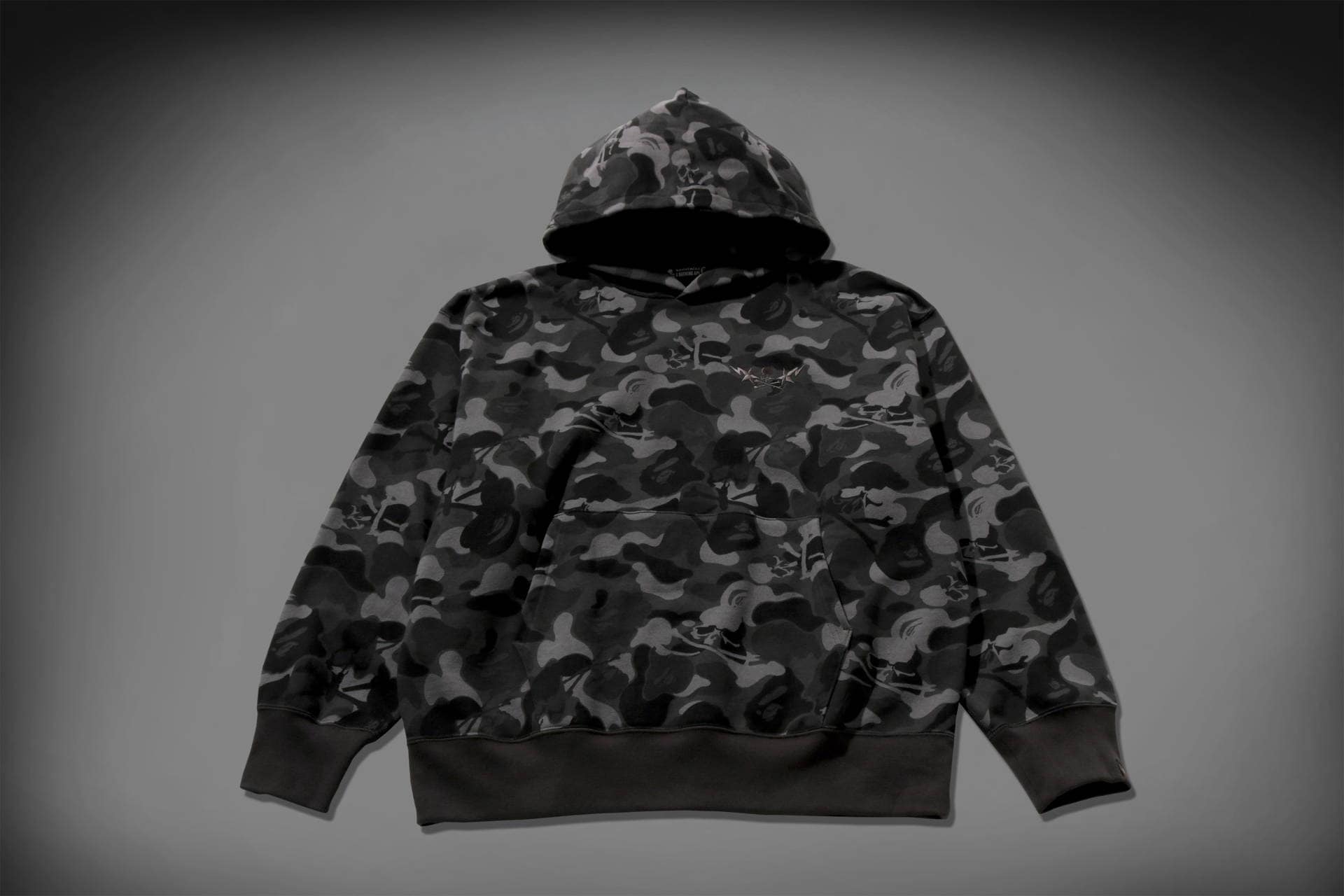 Bape x Mastermind Japan MMJ skull camo relaxed fit pullover hoodie 
