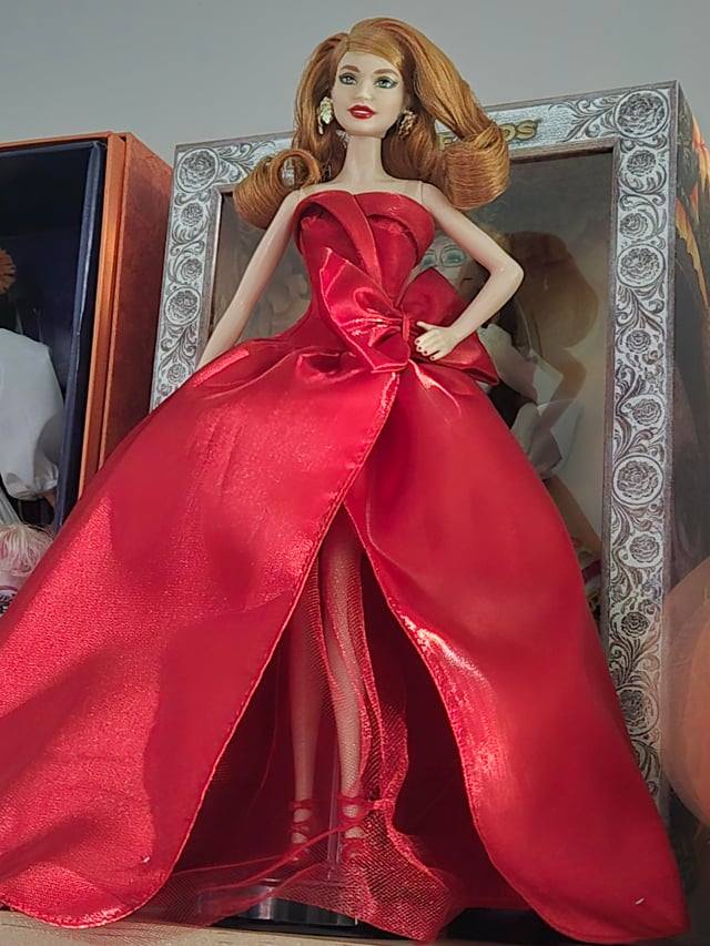 red dress holiday barbie 2026 Redhead Credit 👑 ColorMeFuu 👑 Reddit Maria.B Designs