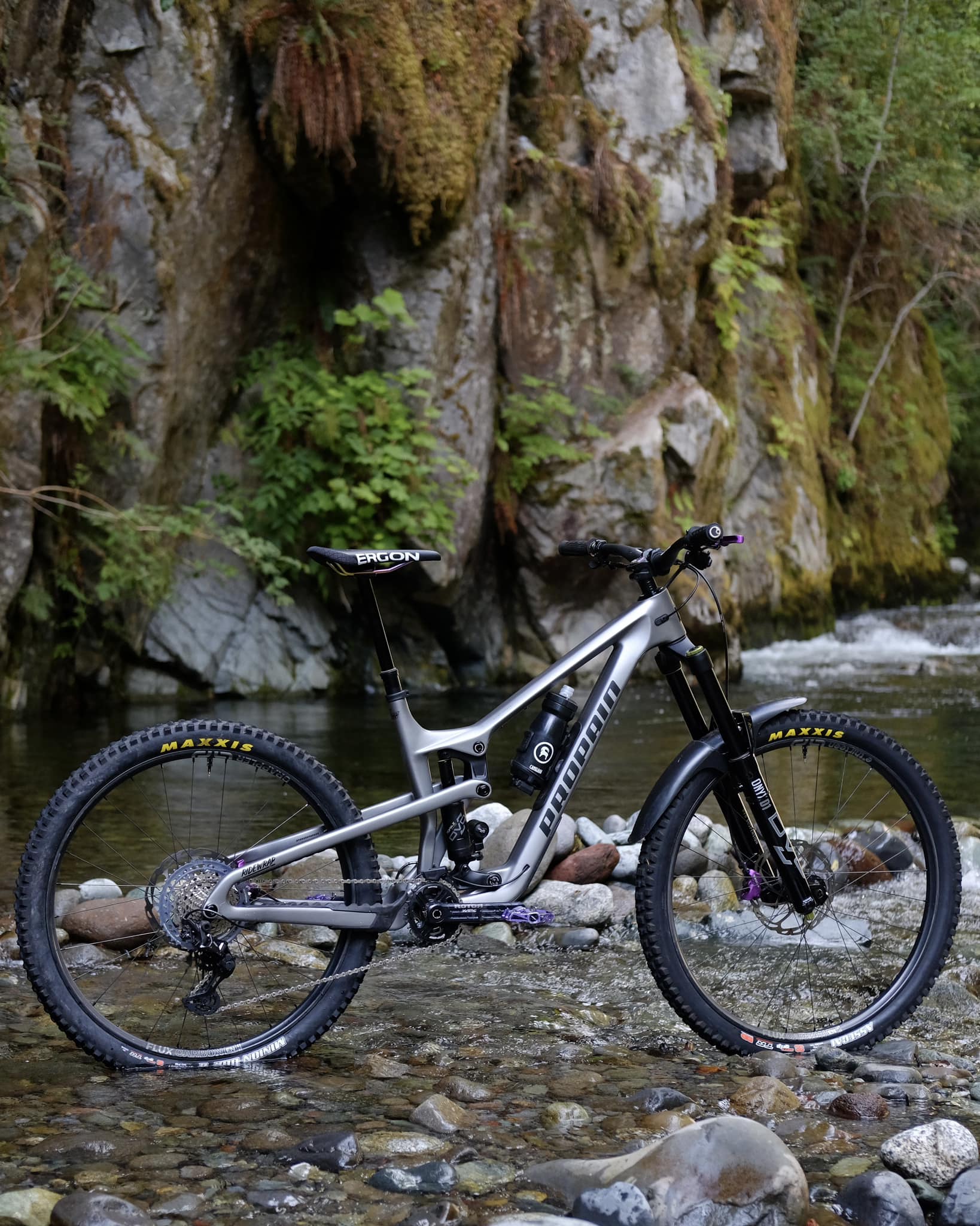 gravelbike mit licht und schutzblech ENLEE Bike Fenders 700C, abnehmbar, verstellbar, vorne hinten, kompatibles für Gravel-Bike, Rennrad, Klapprad Sport & Freizeit troy lee desigsn Breite:40 cm KW01/18 Guitar Pedal X -