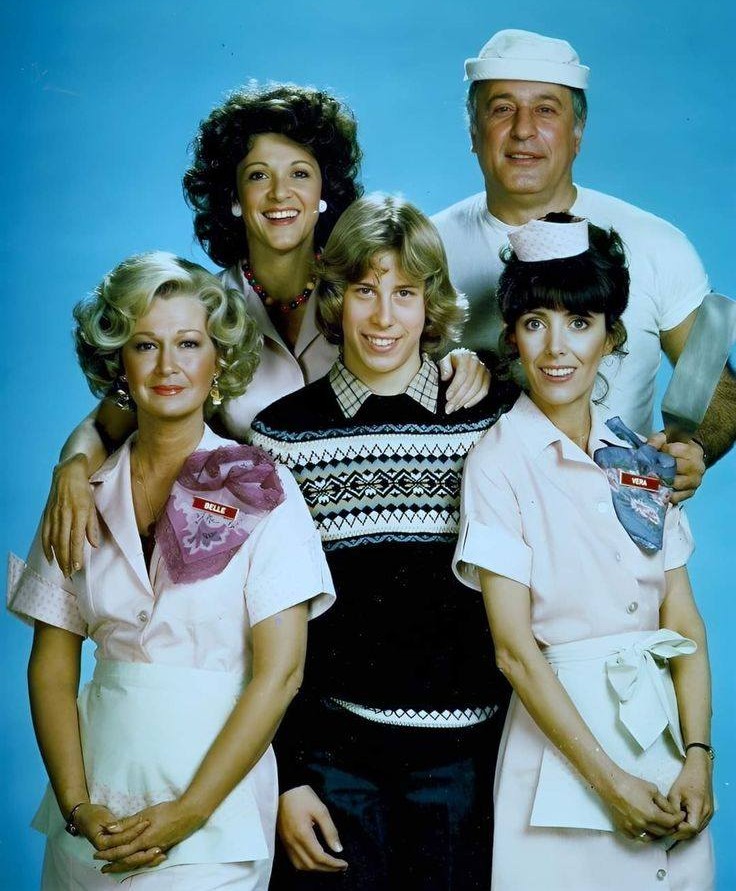 Remembering Linda Lavin on ALICE... - Mark's Classic TV Guide | Facebook