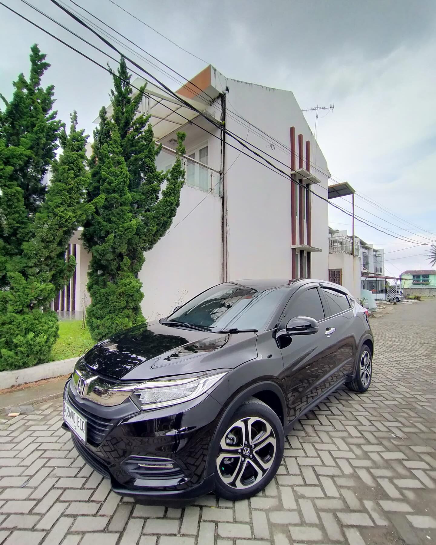 Auto fallen car&care salon mobil yang membuat mobil anda seperti baru lagi