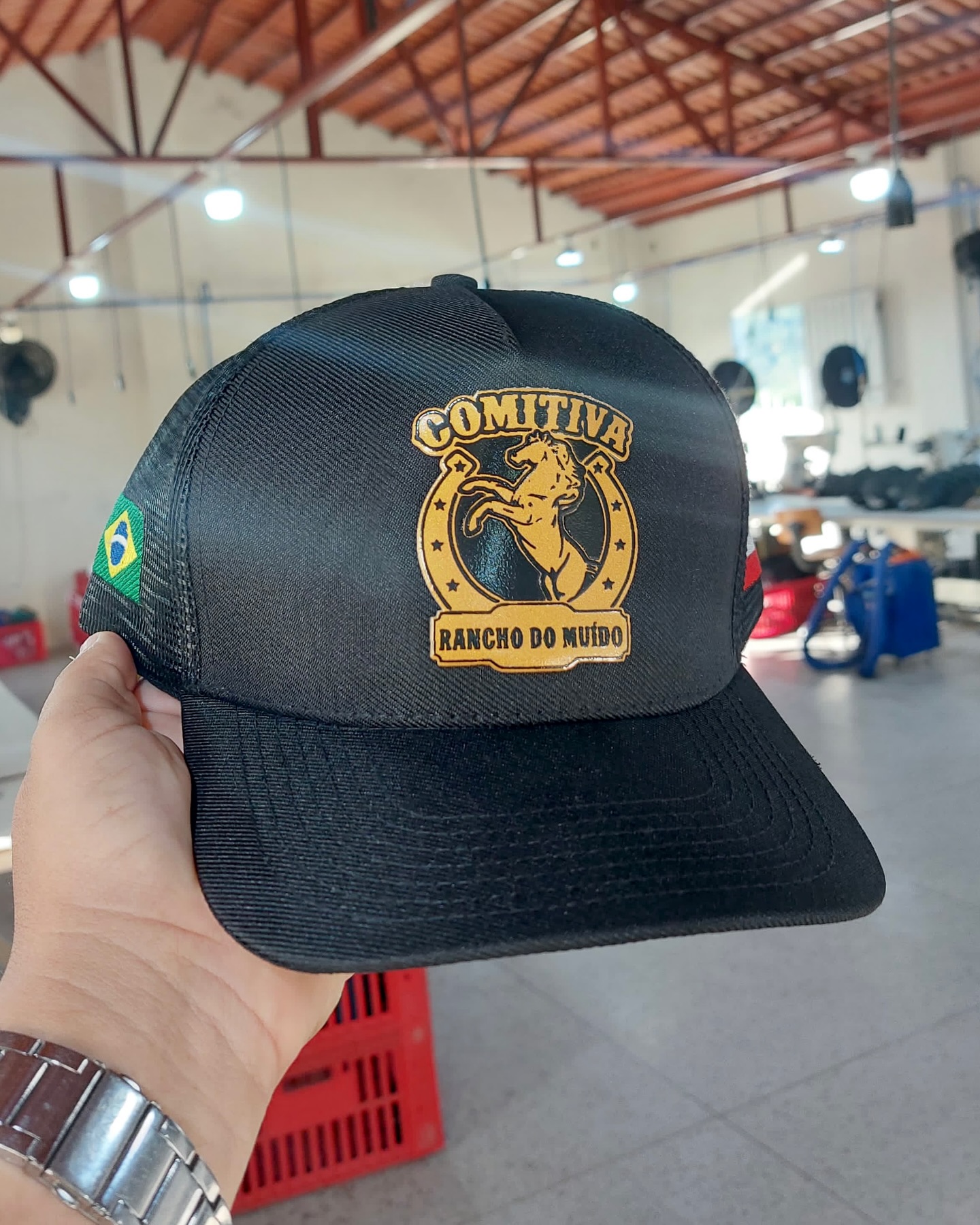 Limabonés - Nosso modelo super cap com telinha, o cliente optou pela ...