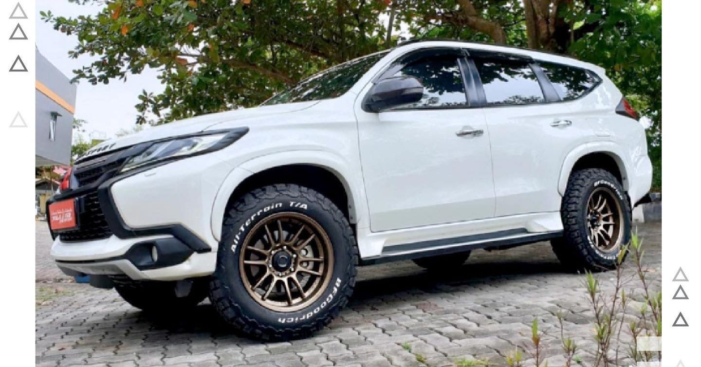 Lenso MAX-X12 Series Gloss Black Red with 315/75R16 Toyo Open 