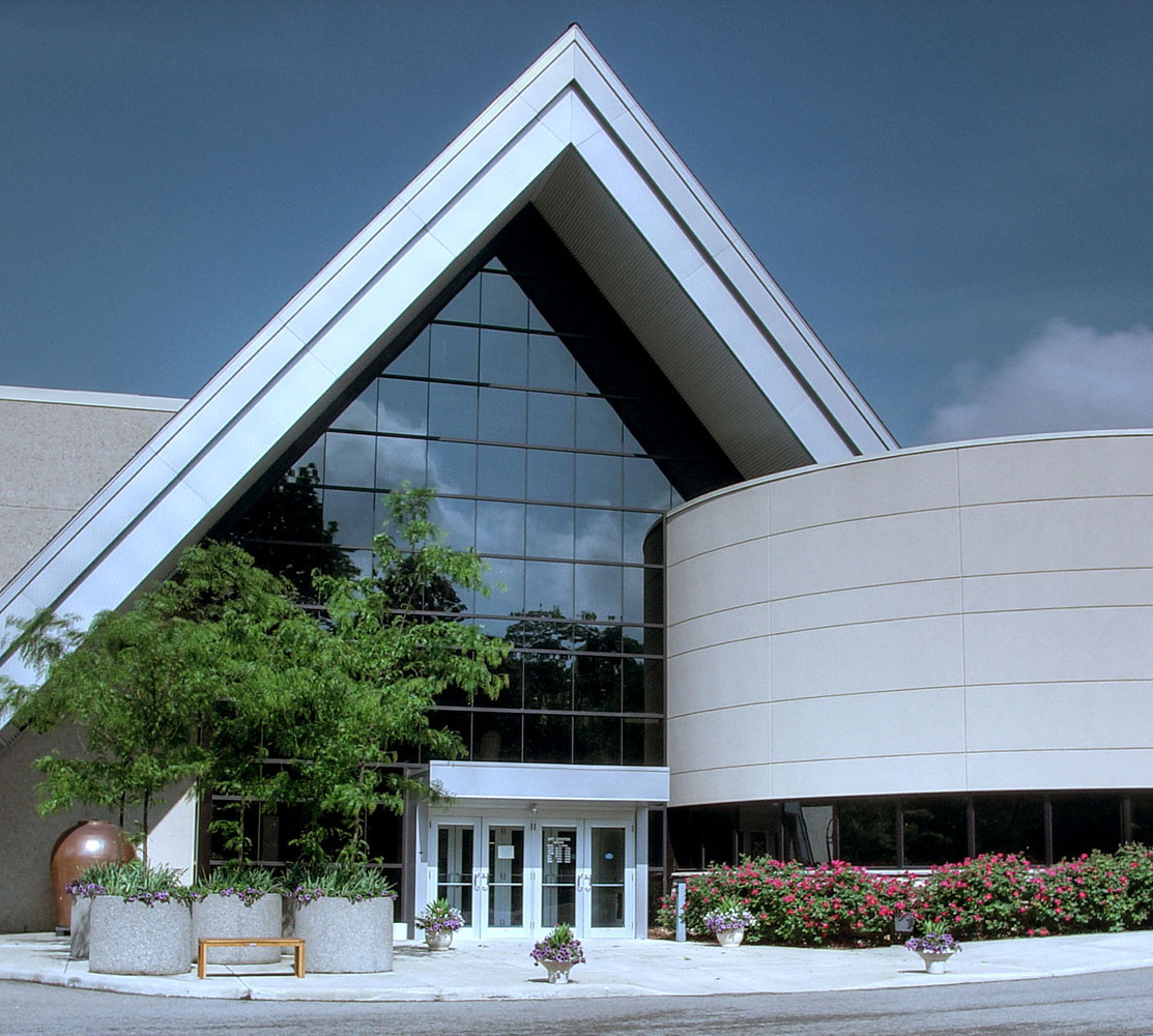 The ZMA maintains over 8,000... - Zanesville Museum of Art | Facebook
