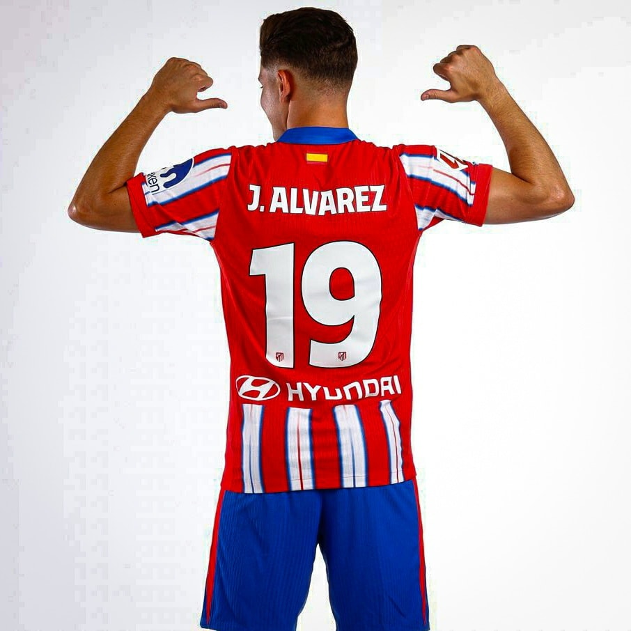 Julian Alvarez has been assigned the number 19 jersey at Atletico
