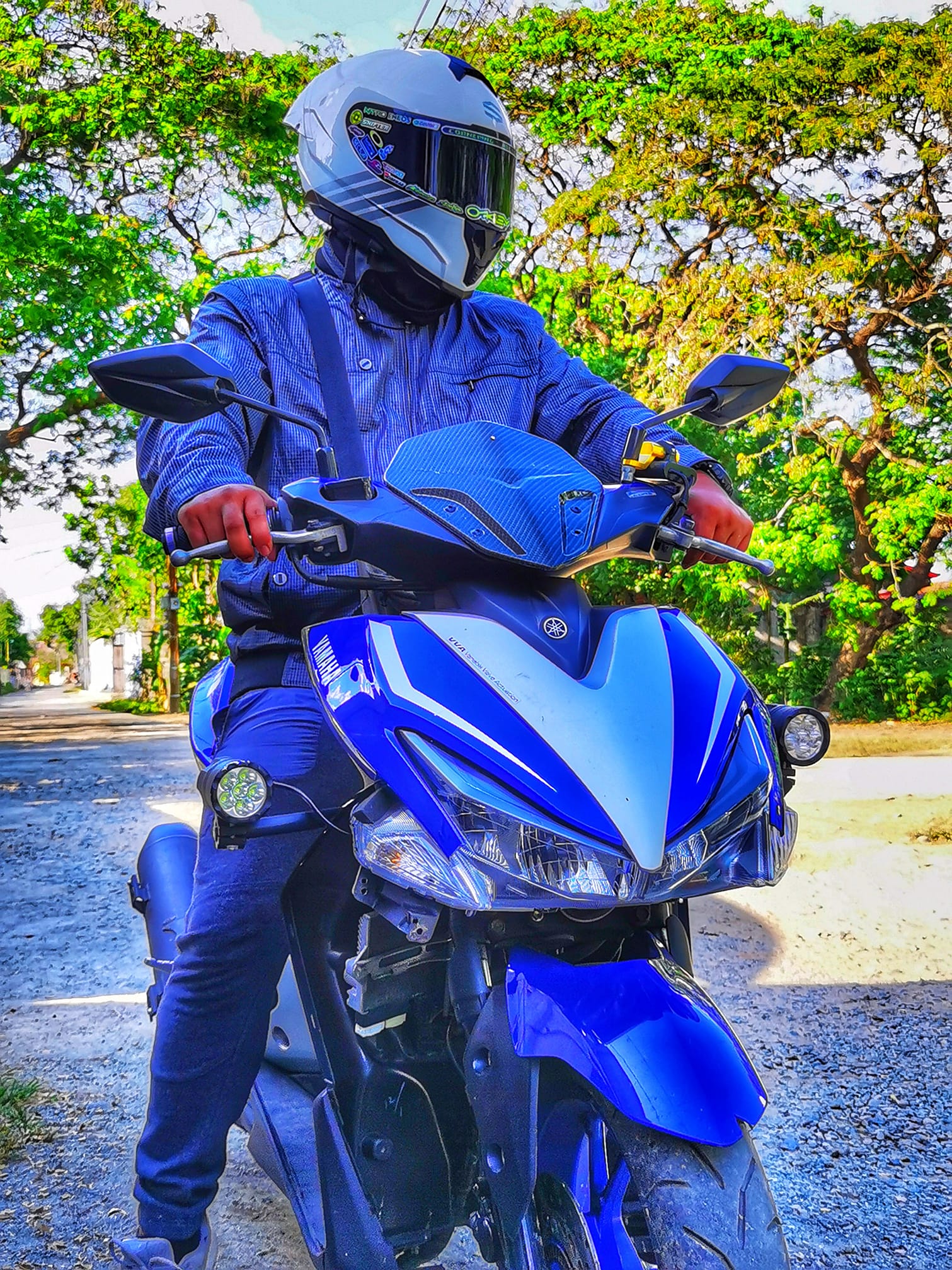 Shifter R2 with Decals🔥🤟 - Helmet Industriya Main Page | Facebook