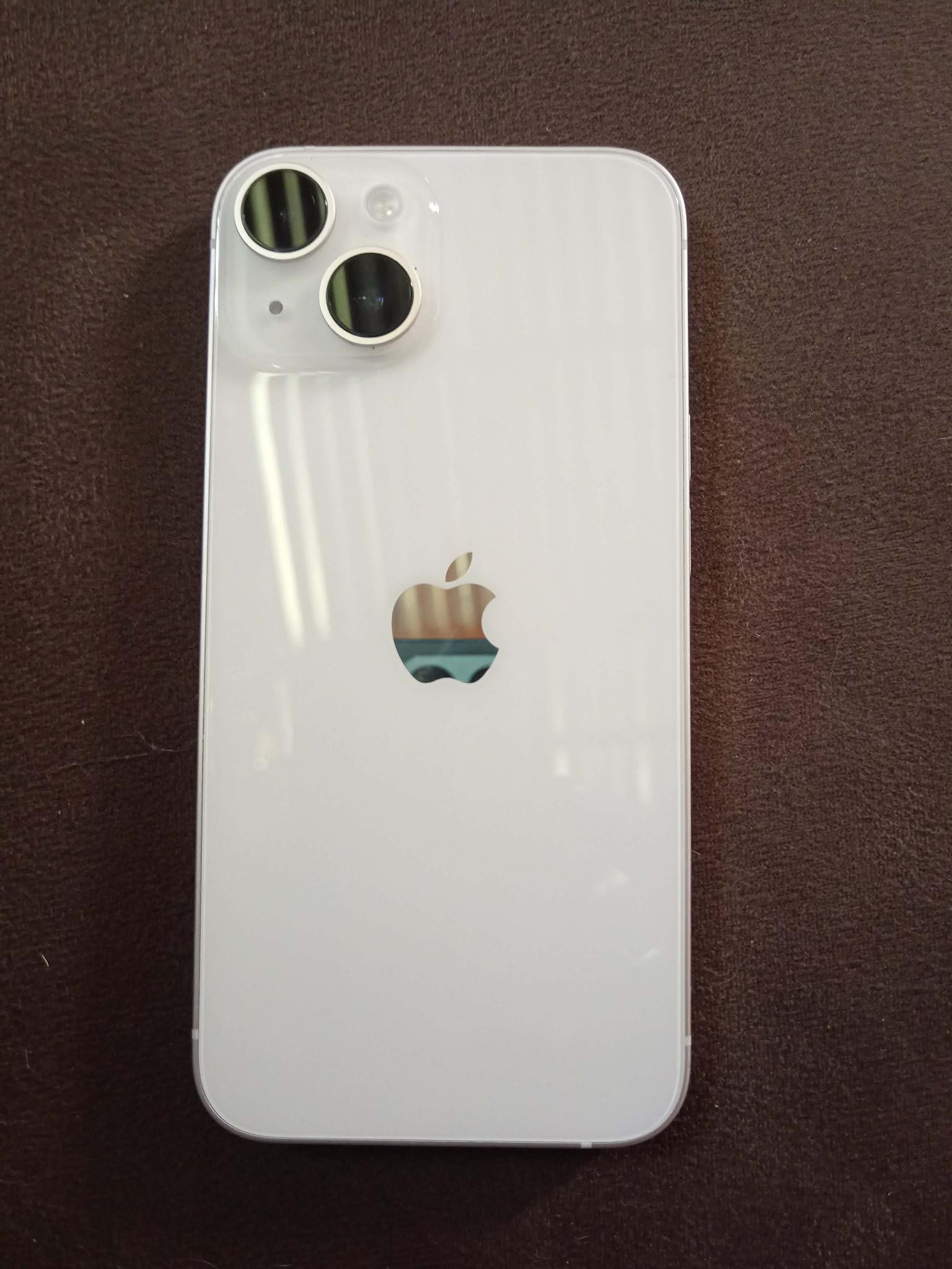 iphone 14 128gb starlight batt health :99% no issue any sim 2 