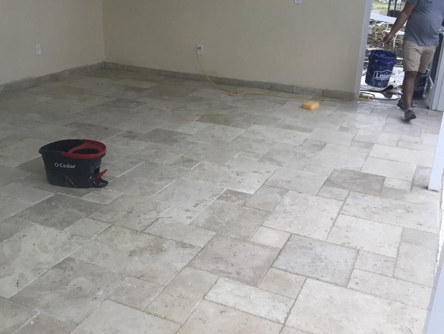 Isla Contractors LLC