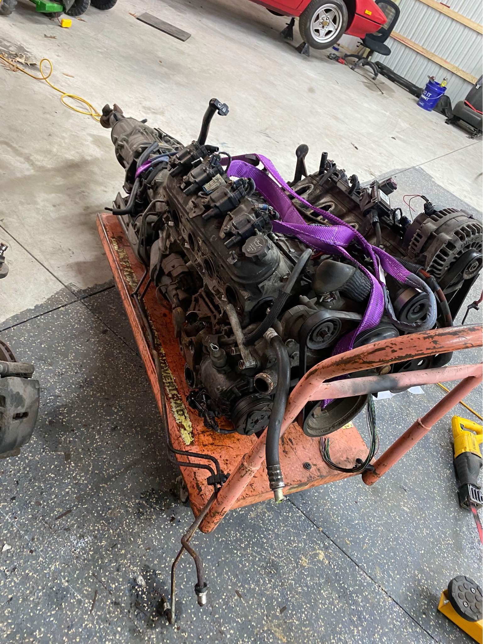 Complete aluminum 5.3 LH6 LS engine - Car Engines & Engine Parts ...