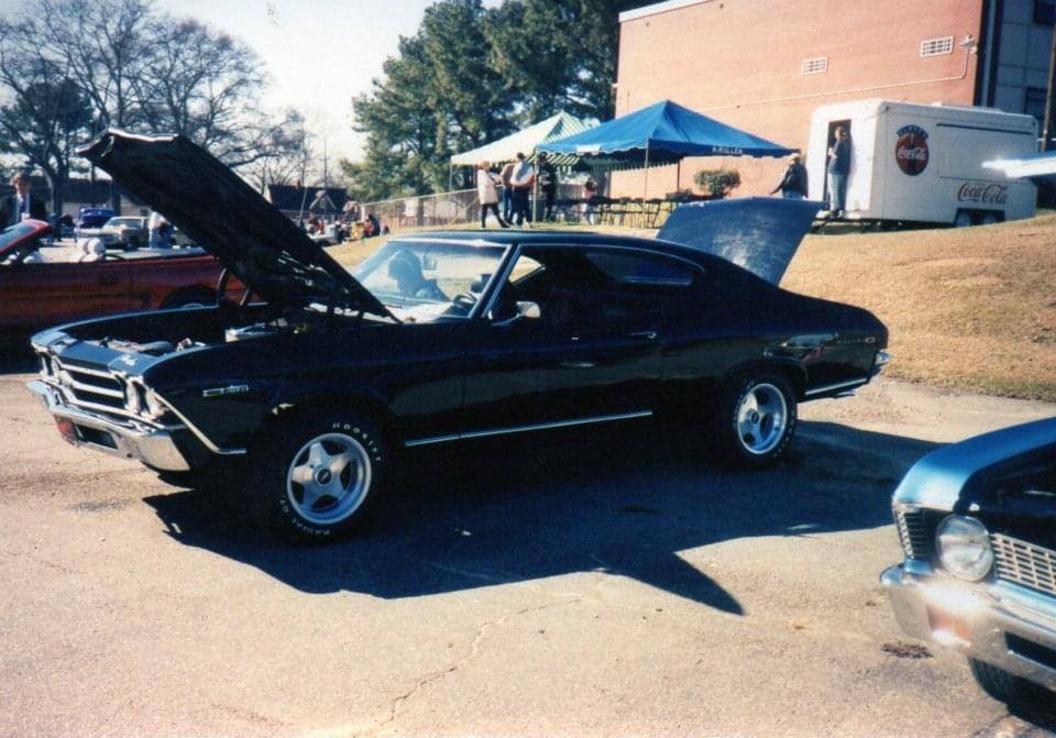 I would love to find the 69 Chevelle I drove in the 90's in