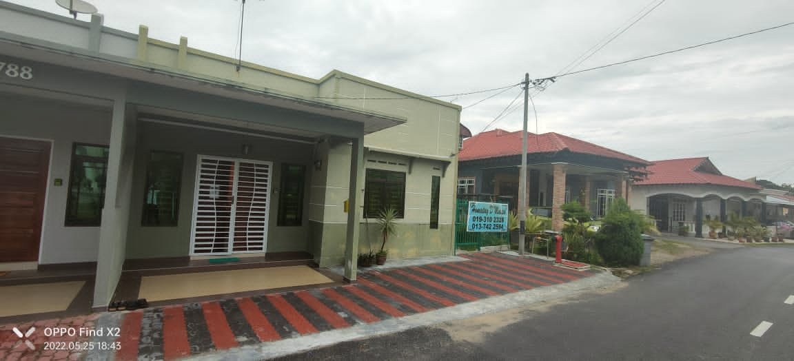 Homestay D'Masjid Rengit | Rengit