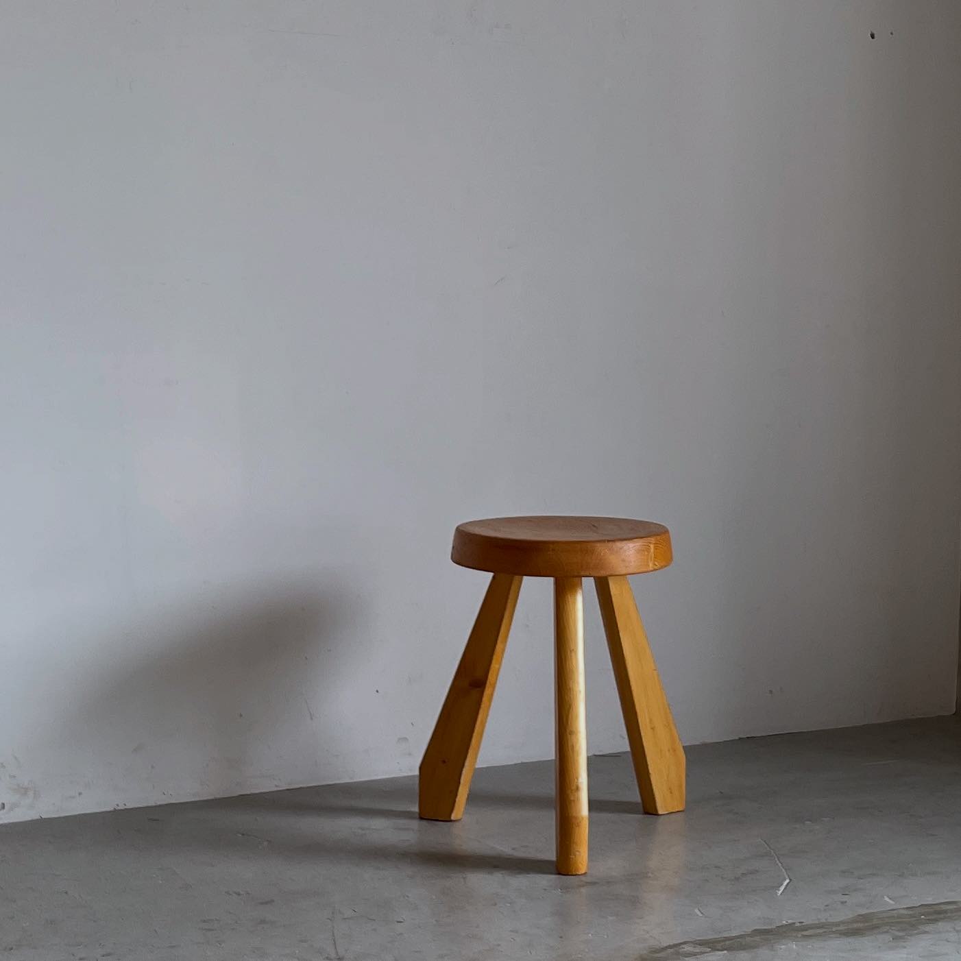 Sandoz” Stool - (Les Arcs ver.) By Charlotte Perriand