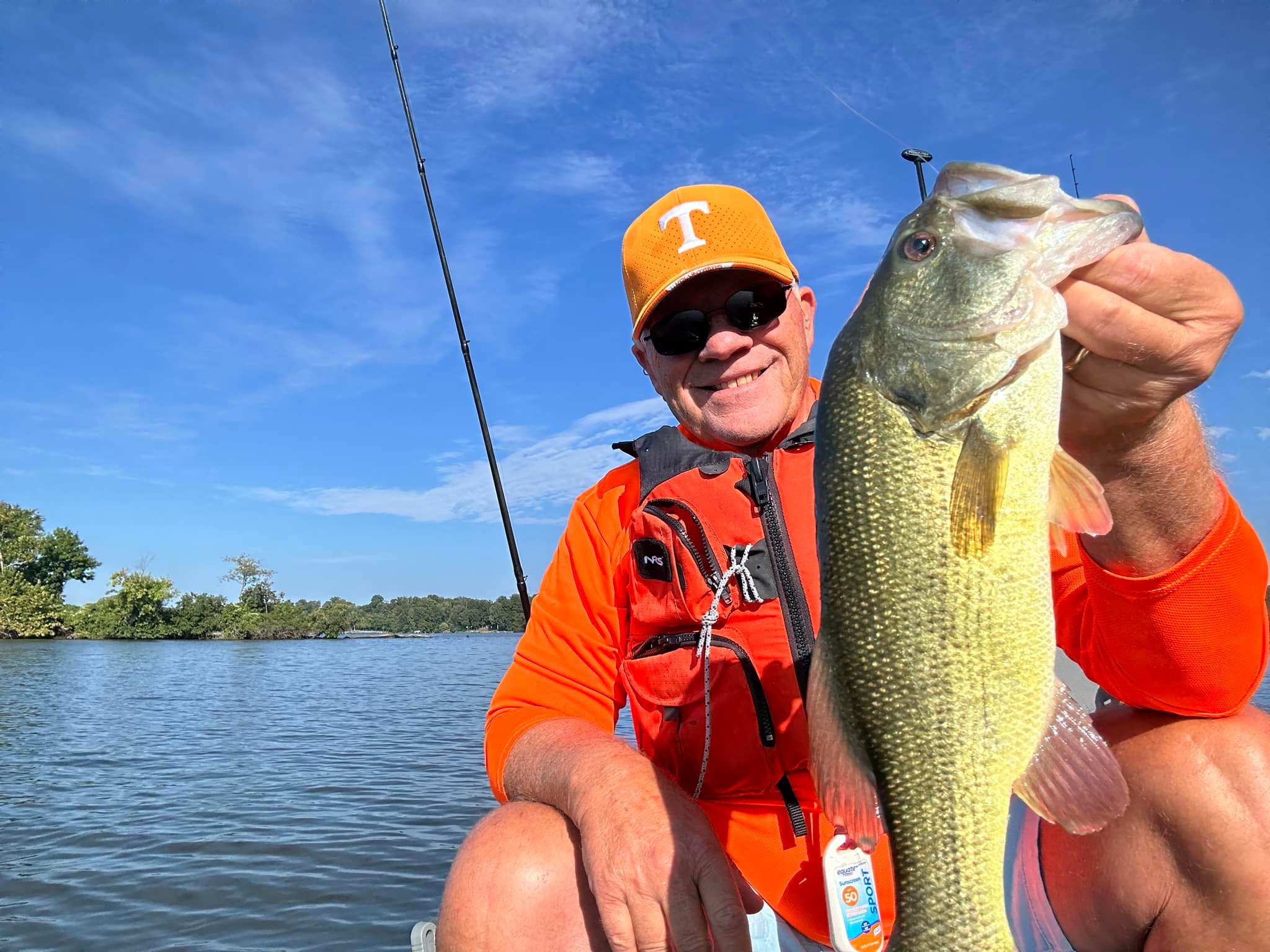 best fishing lure to use on old hickory lake tn MONSTERBASS BigMakk Grape Ape 8 inch / 20.36 cm Old Hickory Reservoir in Tennessee