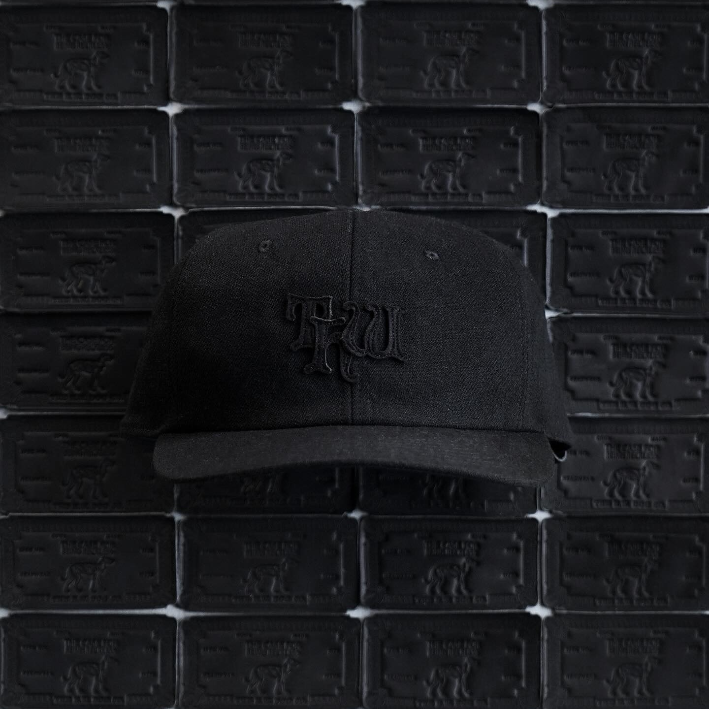 日本代購】【 預購】 【 THE H.W.DOG&CO. 】 ➤ special blackish 