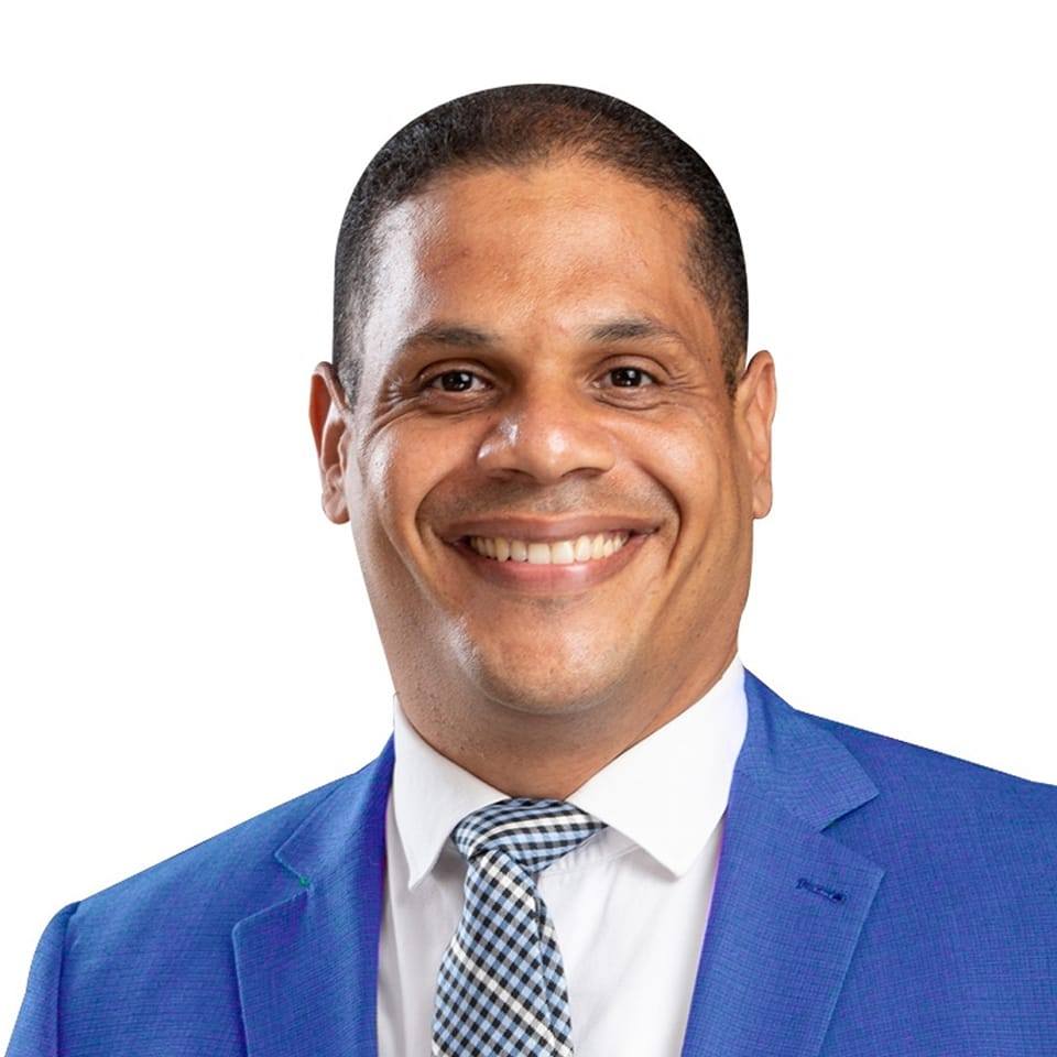 Edwin R. Ricardo