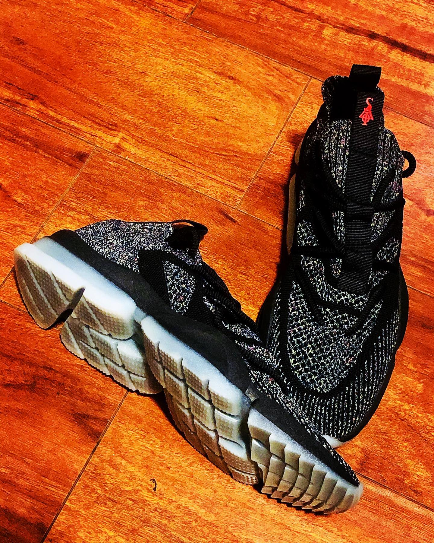 Loud and Clears” Y2K Runners from SIA Collective available now on 