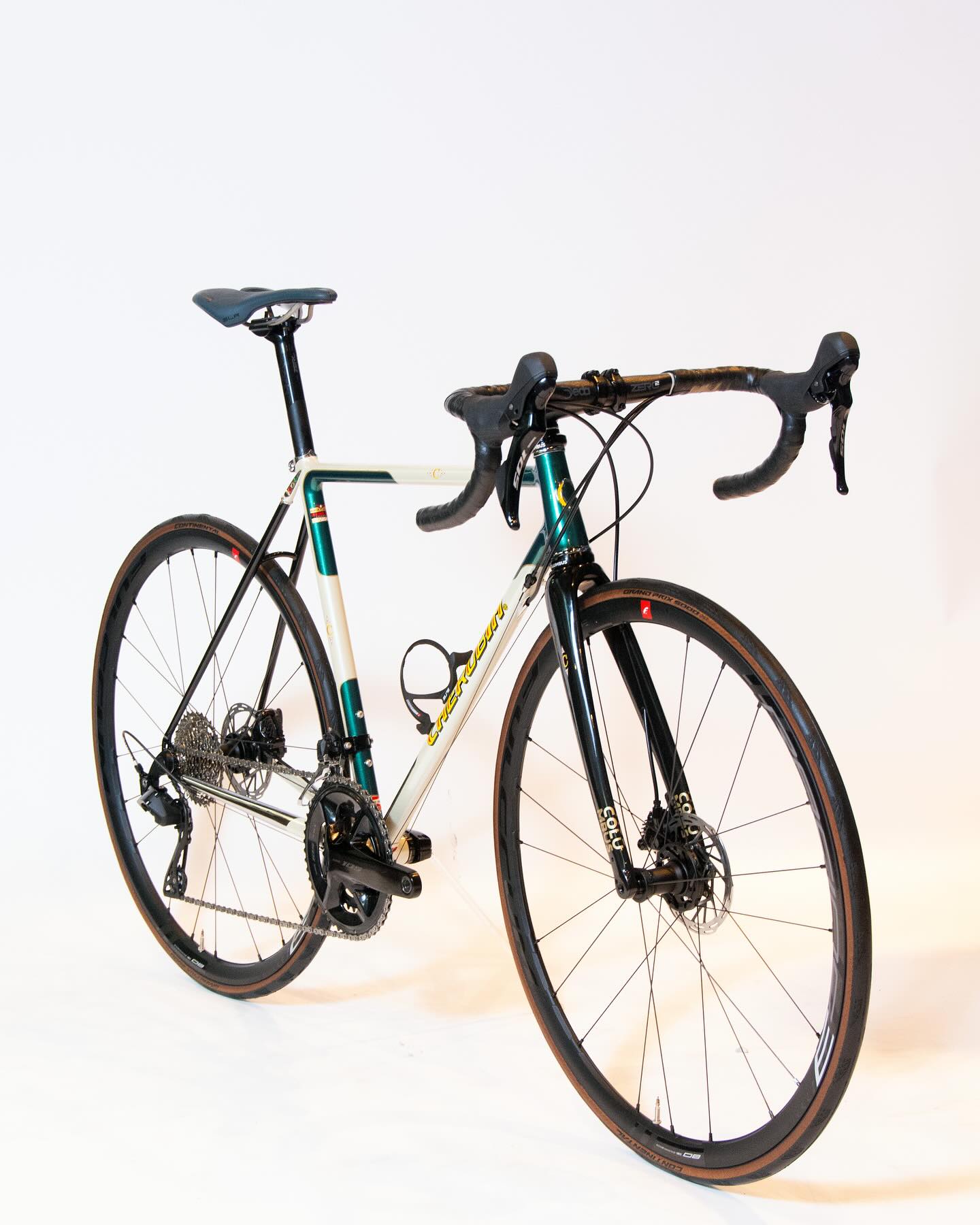 CHERUBIM Piuma Disc 2025年verをハンドメイドバイシクル展にて展示 