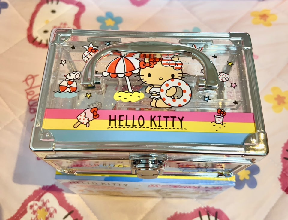 Hello Kitty Suntan Girl Storage Box & Charm💖