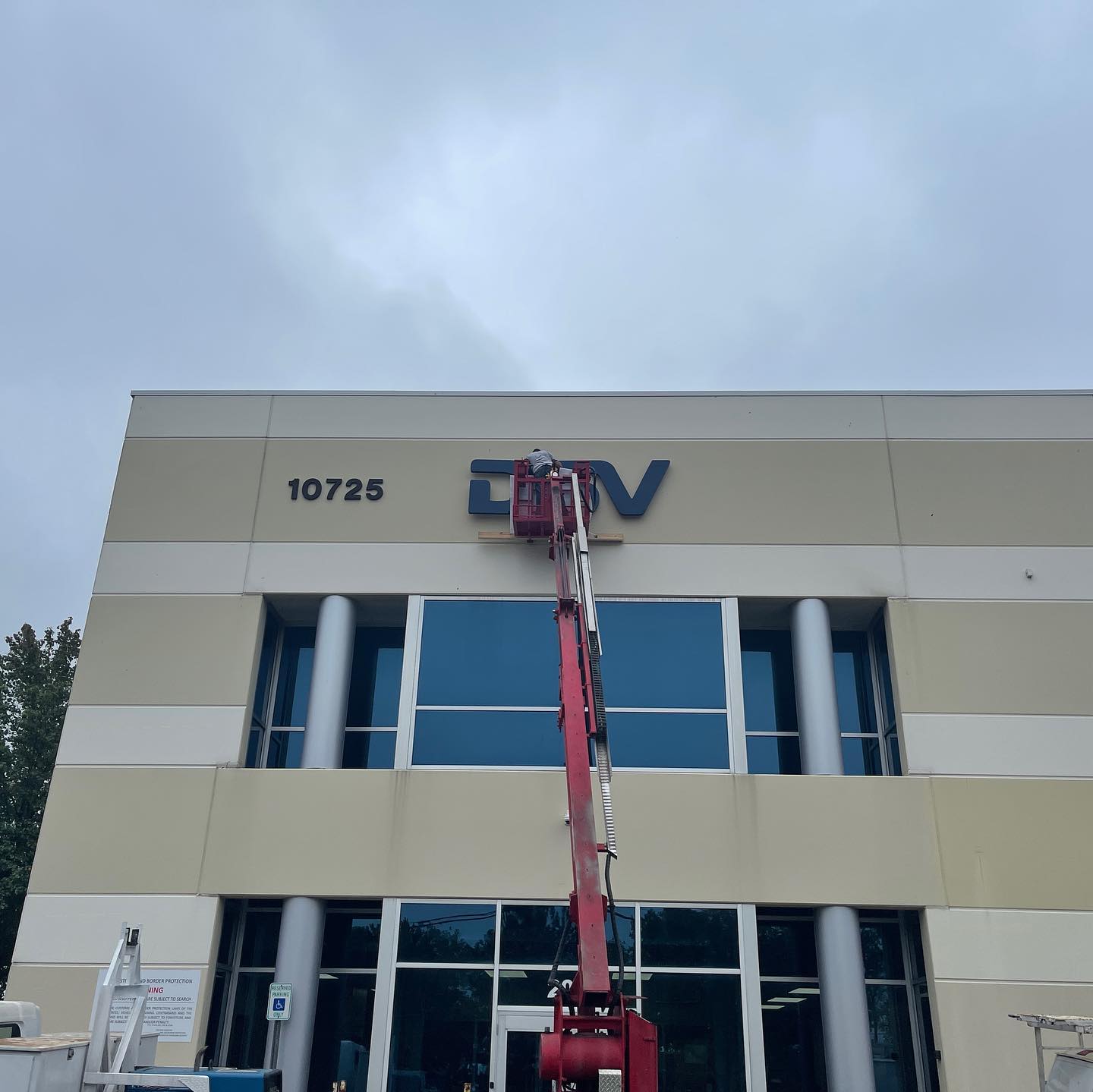 FS SIGNS | Warren MI