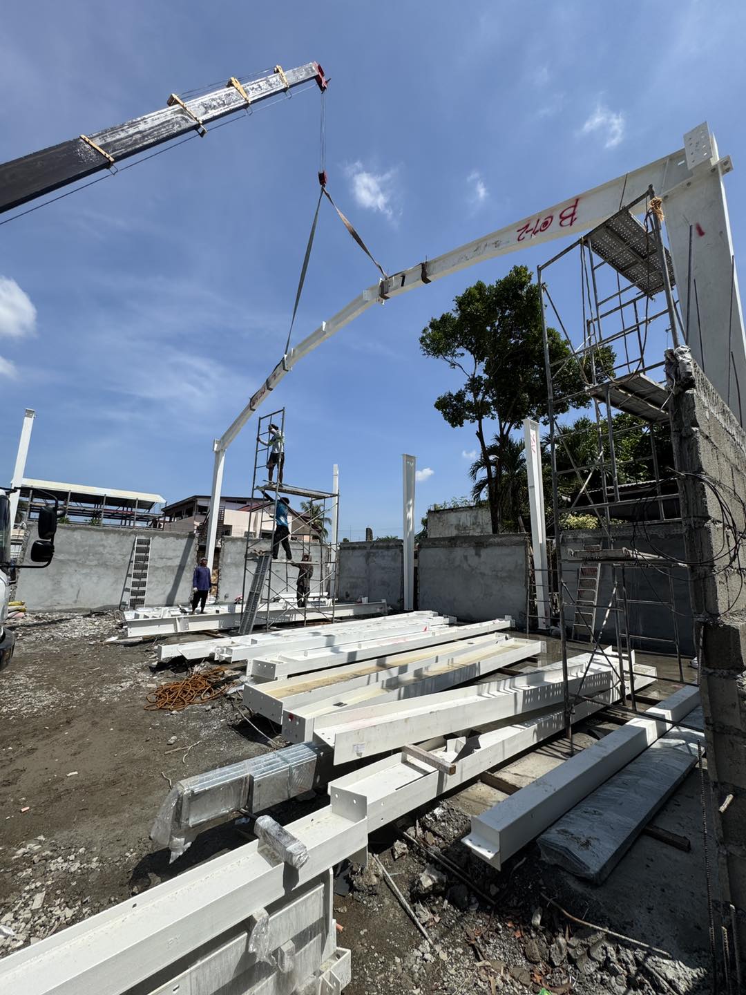 Resari Architects / RAiD Builders | Central