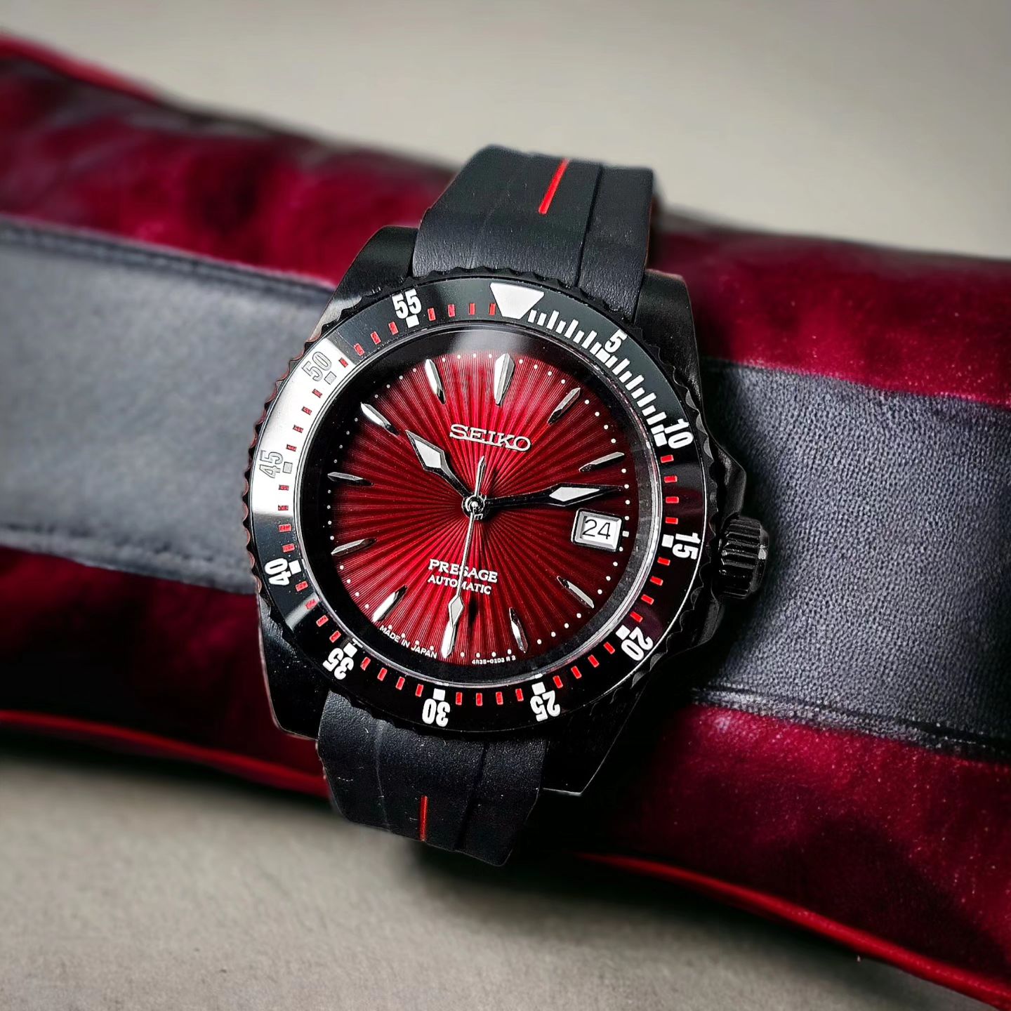 All black Seiko SRPD79 Mod (Custom made details) ⚫️ Pretty damn
