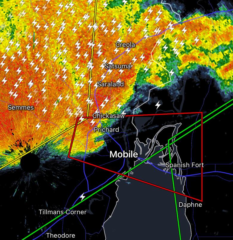 7:04pm: TORNADO WARNING moving into Mobile now.