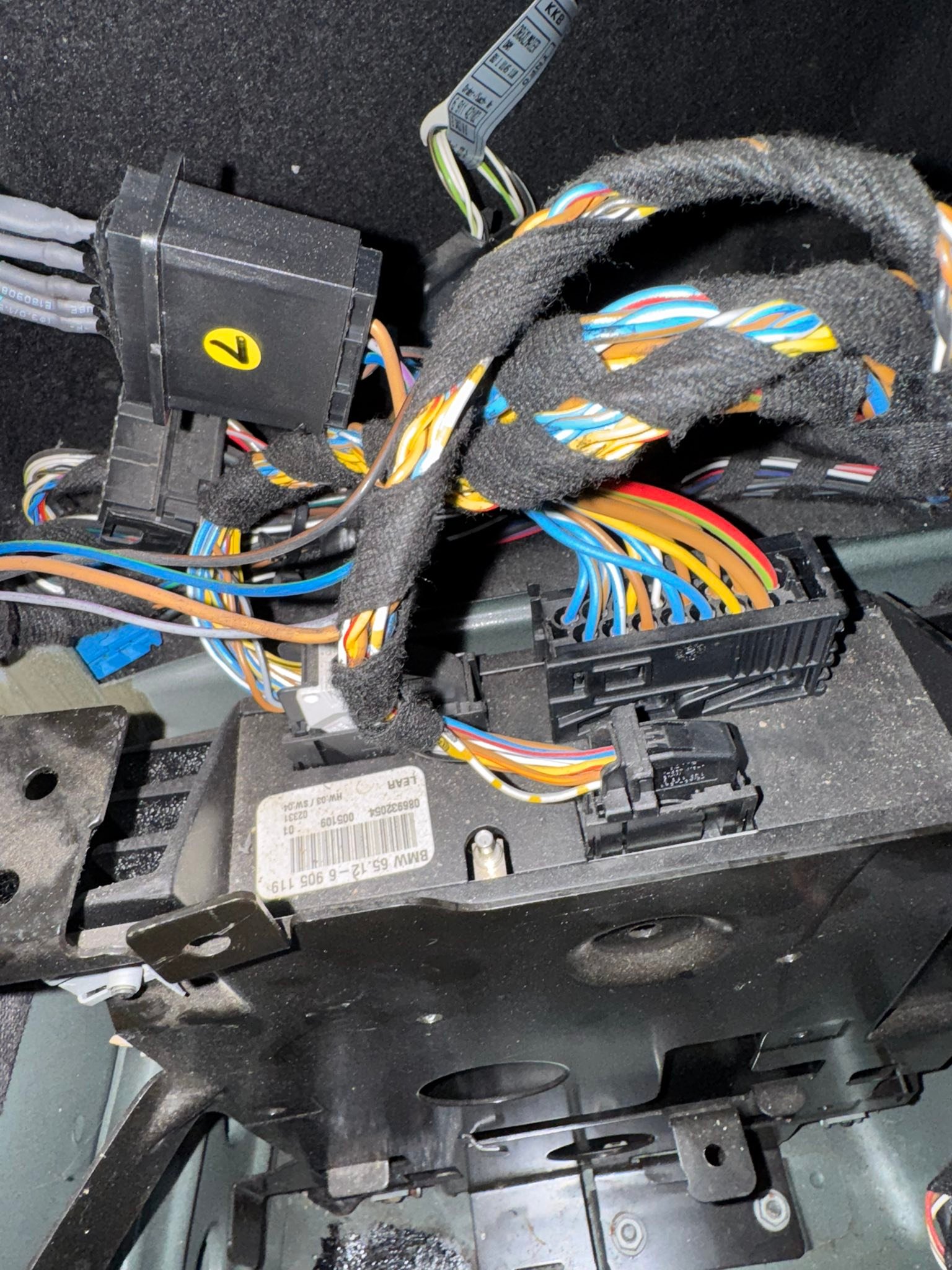 CJ1WOD211 | Omron Industrial Automation Unité de sortie 16DO 24VDC