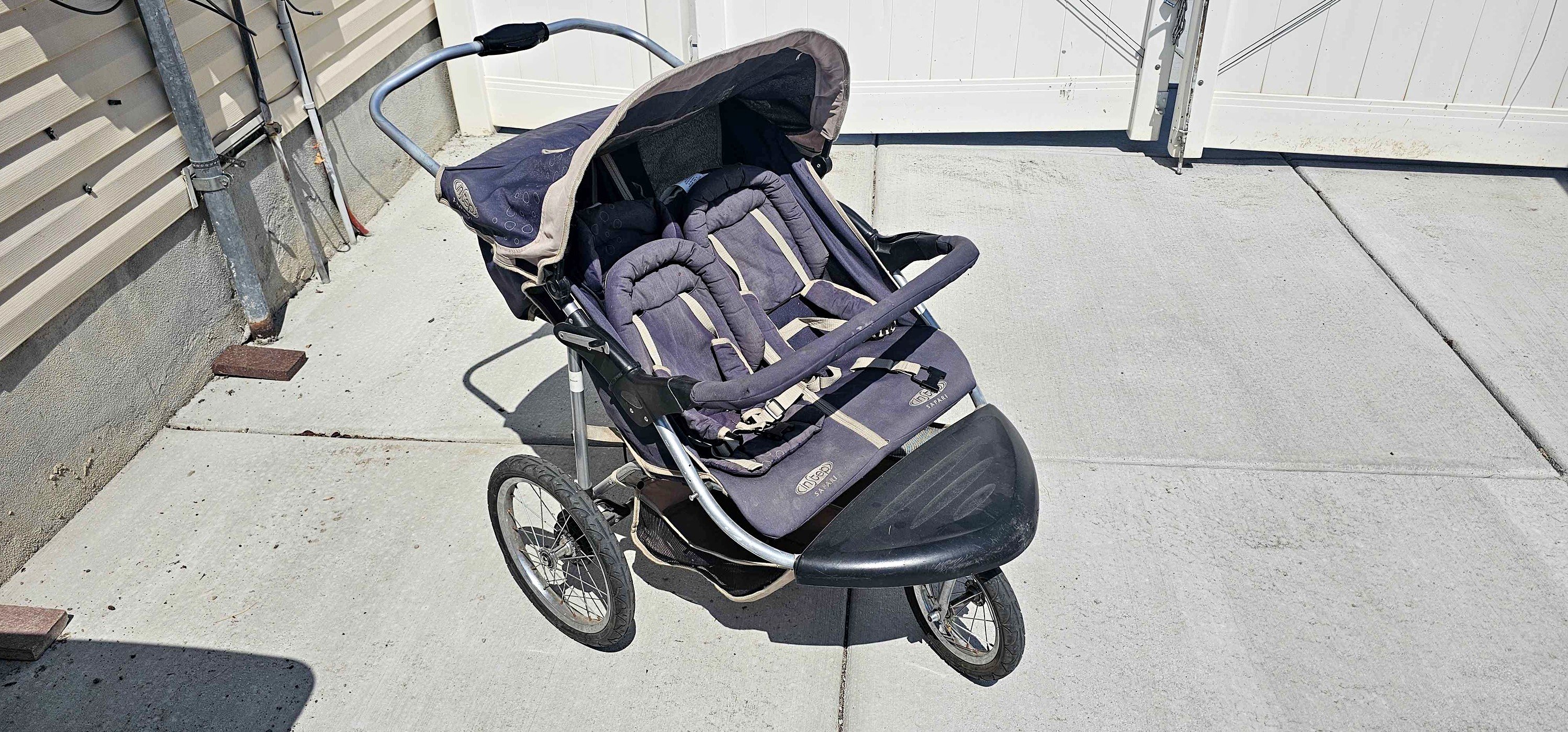 maxi cosi marca Maxi-Cosi Mico Pro+ Infant Car Seat Oyster Shell One trip. One bag. keroppi Specifications Rear Color:Bold Teal