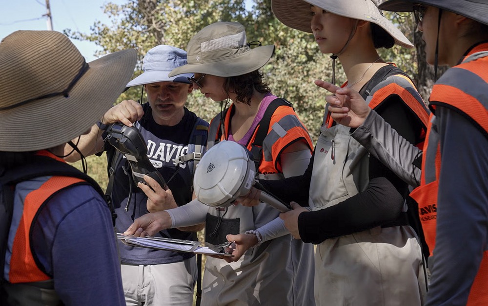 Contra - Learn about the UC Davis Resilient and Equitable Urban Stream ...