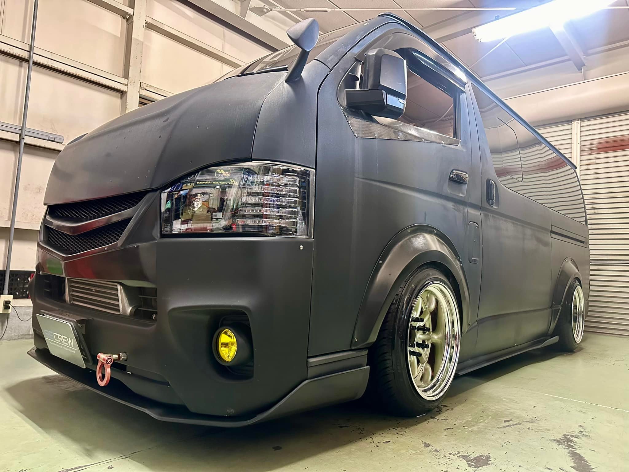 T様200ハイエース ホイール ESSEX Type ENCB サイズ F/R 17インチ10.5J