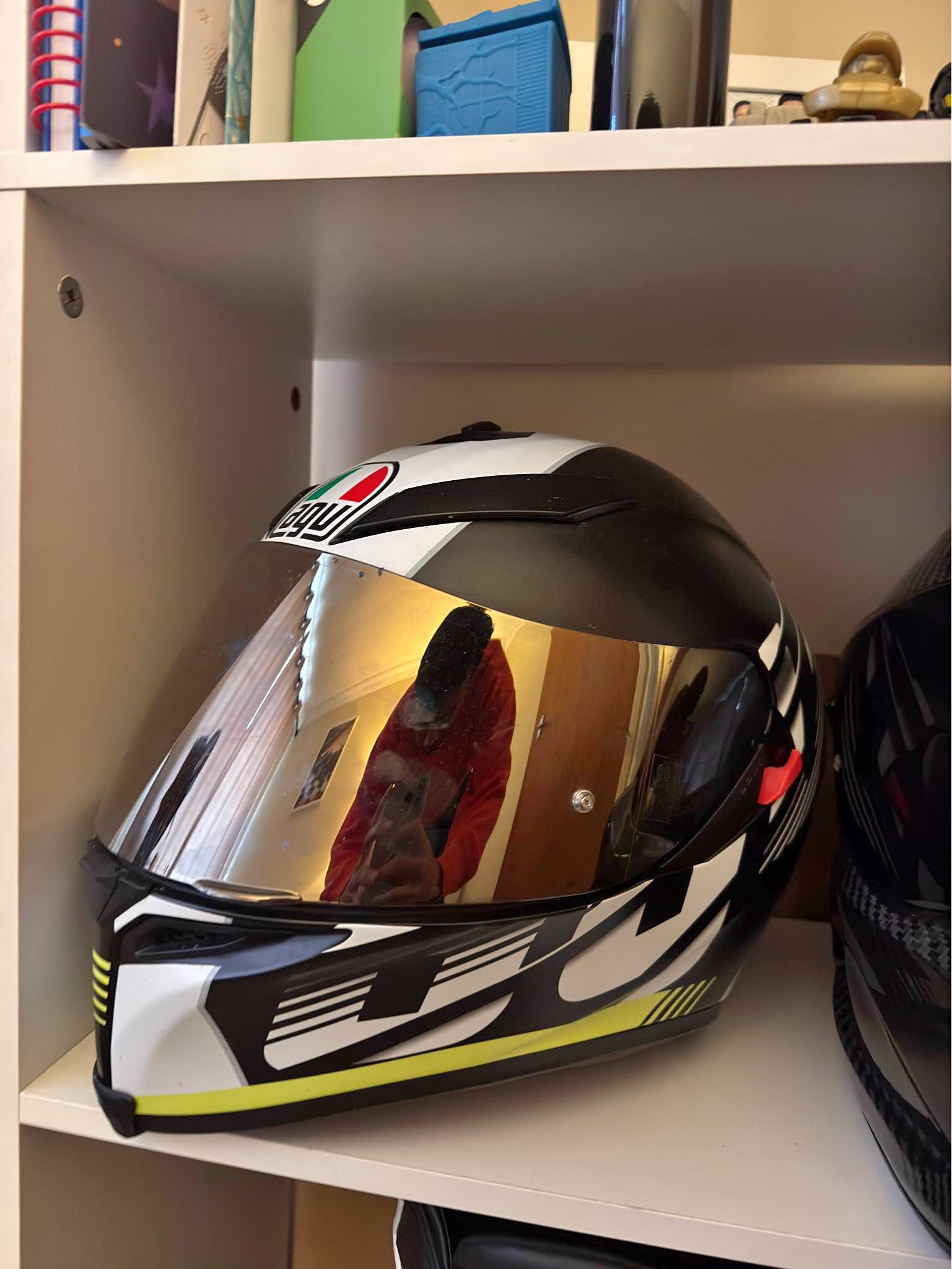 canberra motorcycle helmets Z1R Vagrant NC Rose Half Face Helmet The D.O.T Modular Helmet vs. Full-Face Helmet: