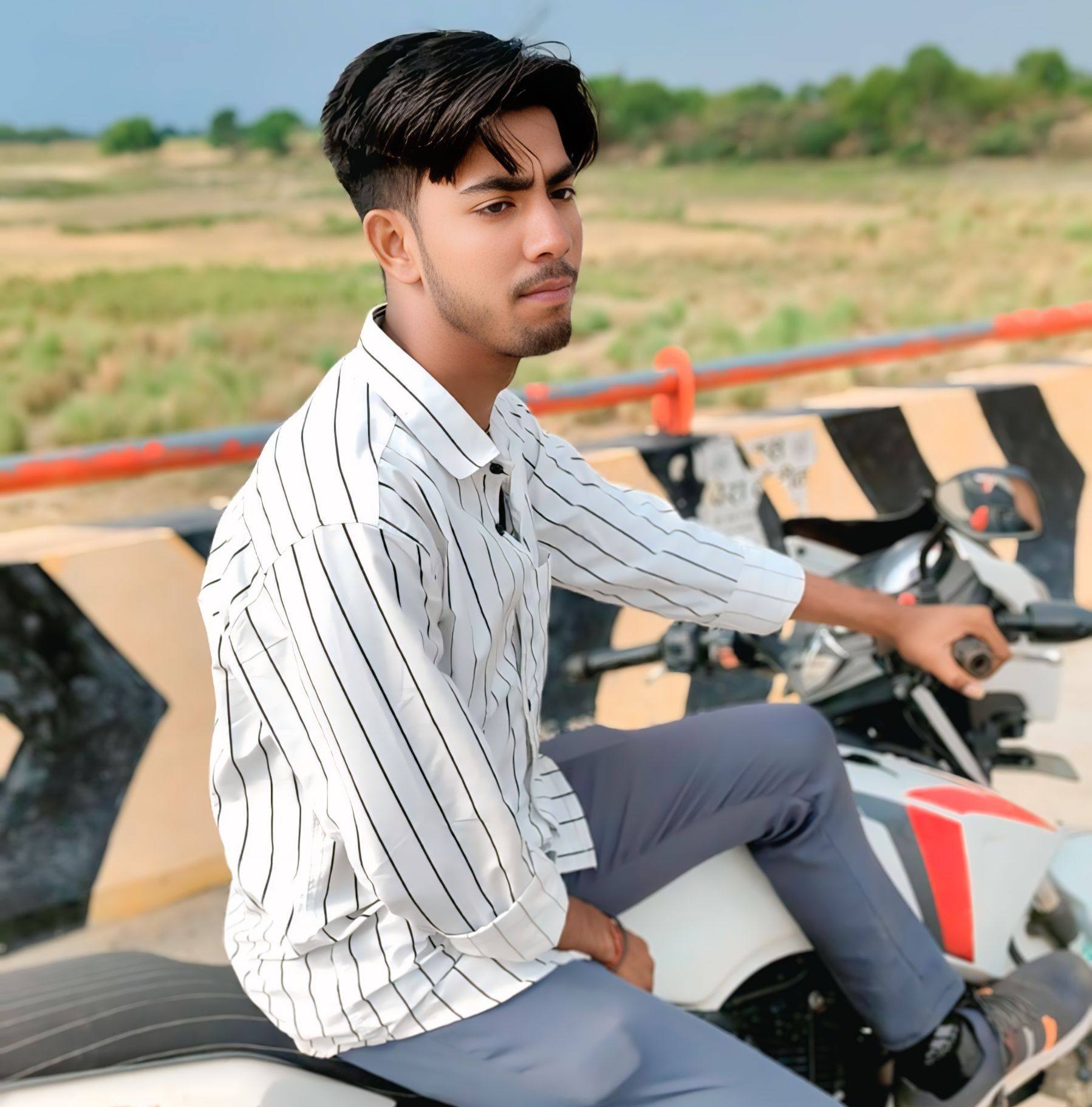 #Aaj $tumhare #dwar a3 Ganpati re | Birend Nishad