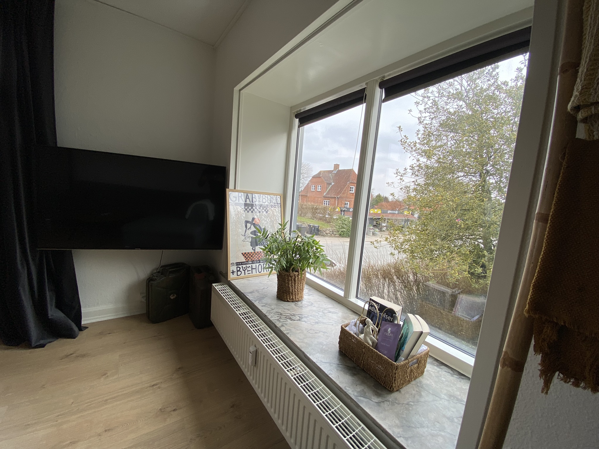 Viborg - 🌿 𝐑å𝐝𝐡𝐮𝐬 𝐀𝐥𝐥𝐞 𝟐𝟒 - Ø𝐫𝐮𝐦 🌿 ℹ Lejemålet har egen indgang, og ...