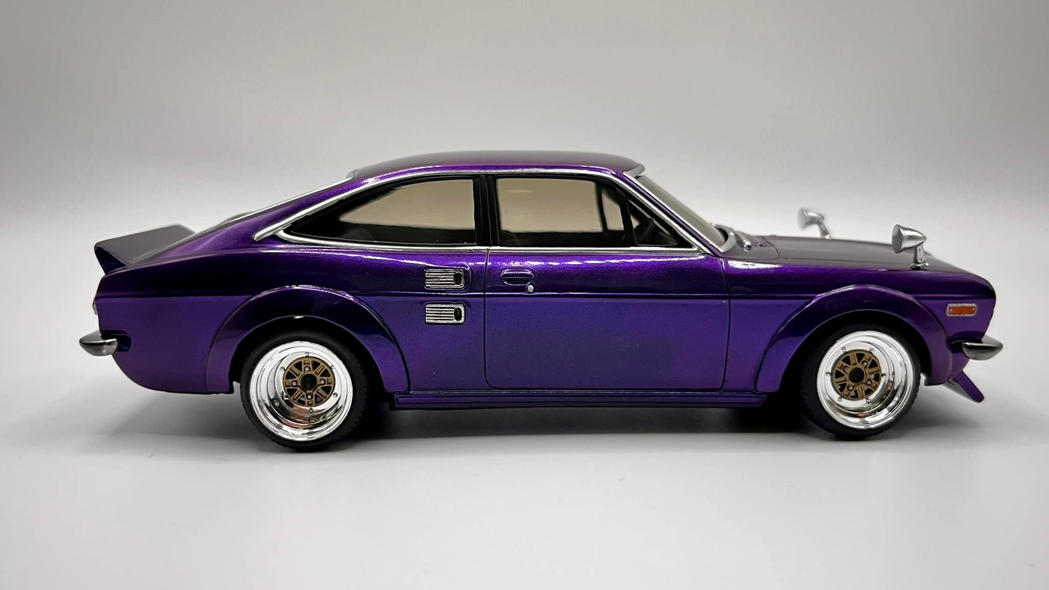 Nissan Sunny Coupe 1/24 scale model by Doyusya