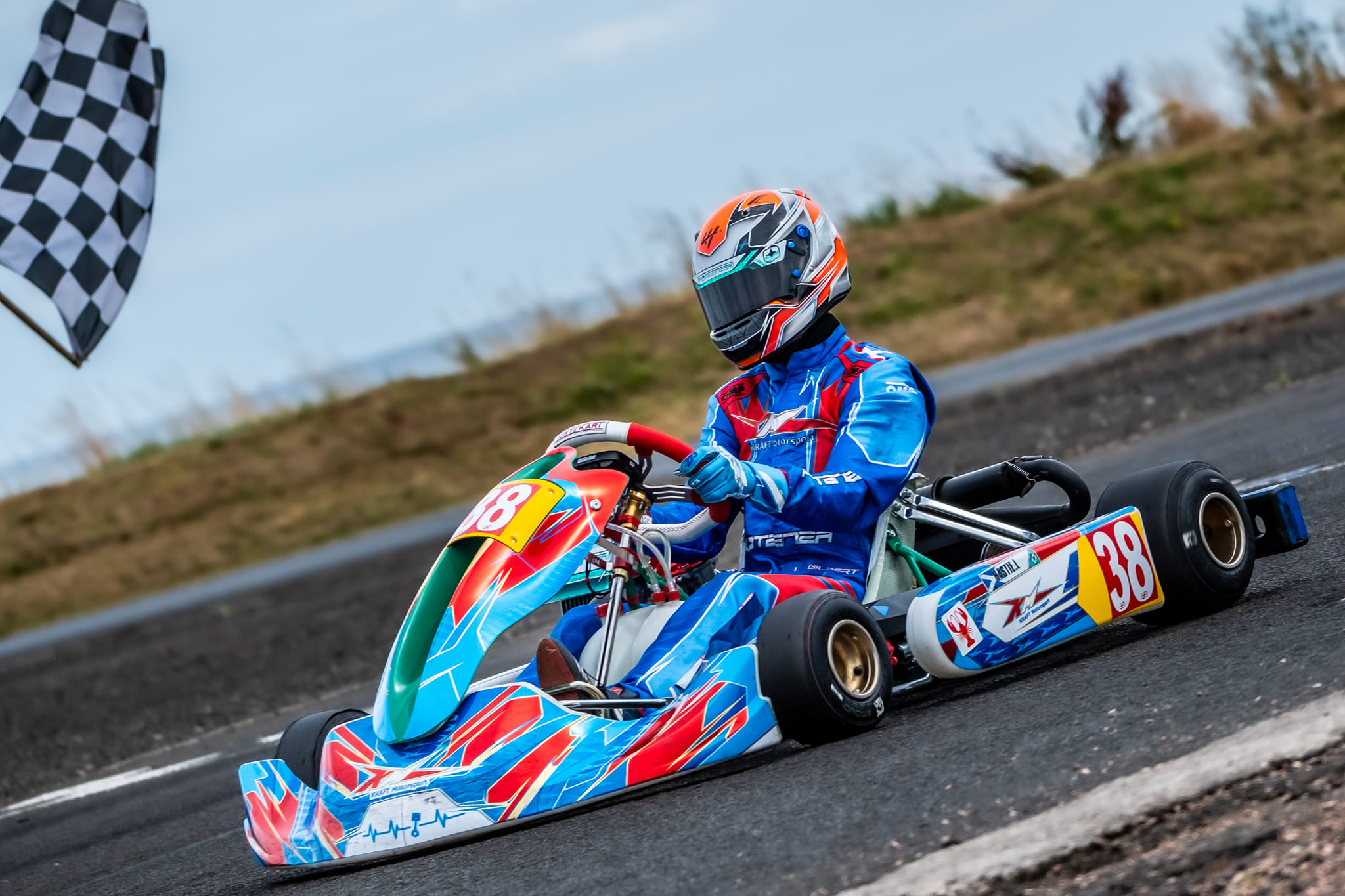 L H Racing
