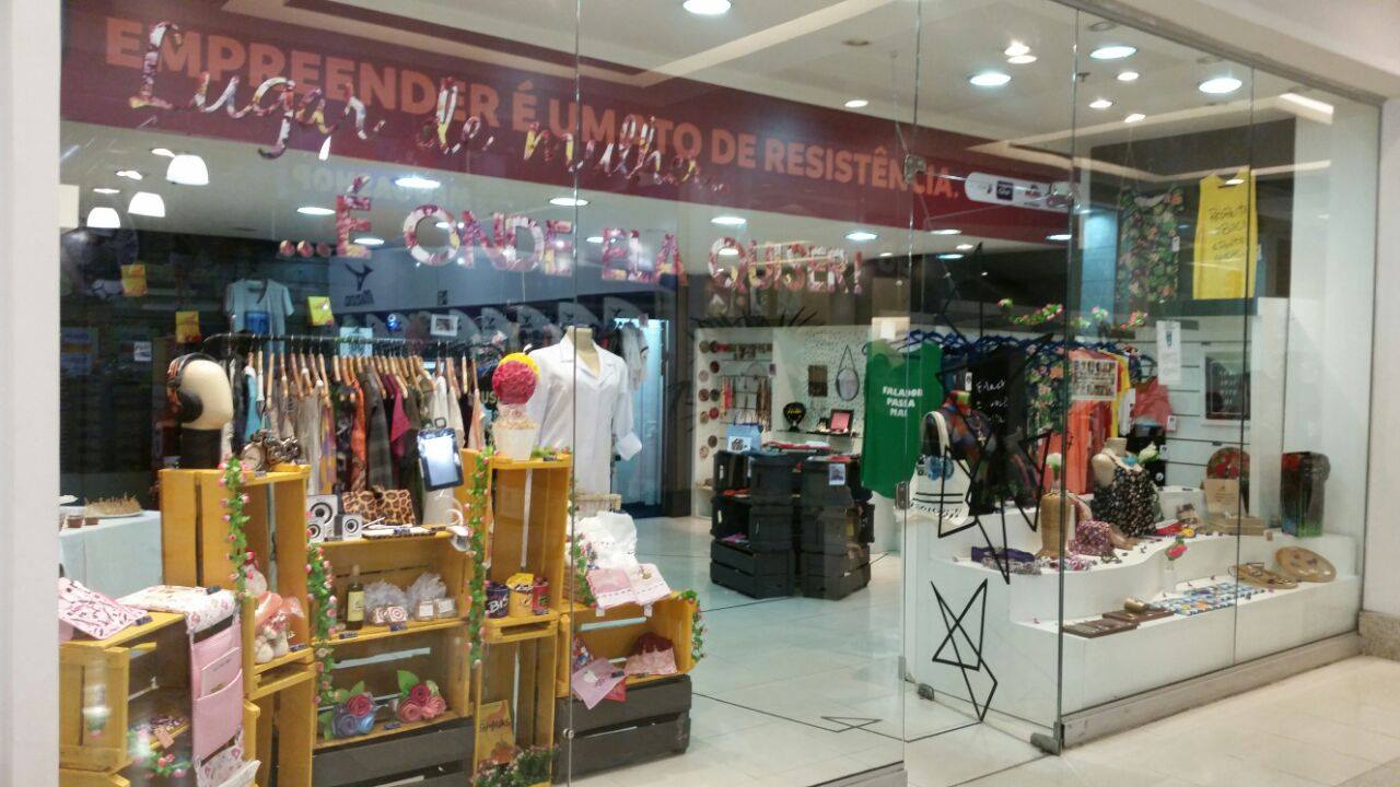 UC Store - E tá rolando comes e bebes na #UCStore! 1o....
