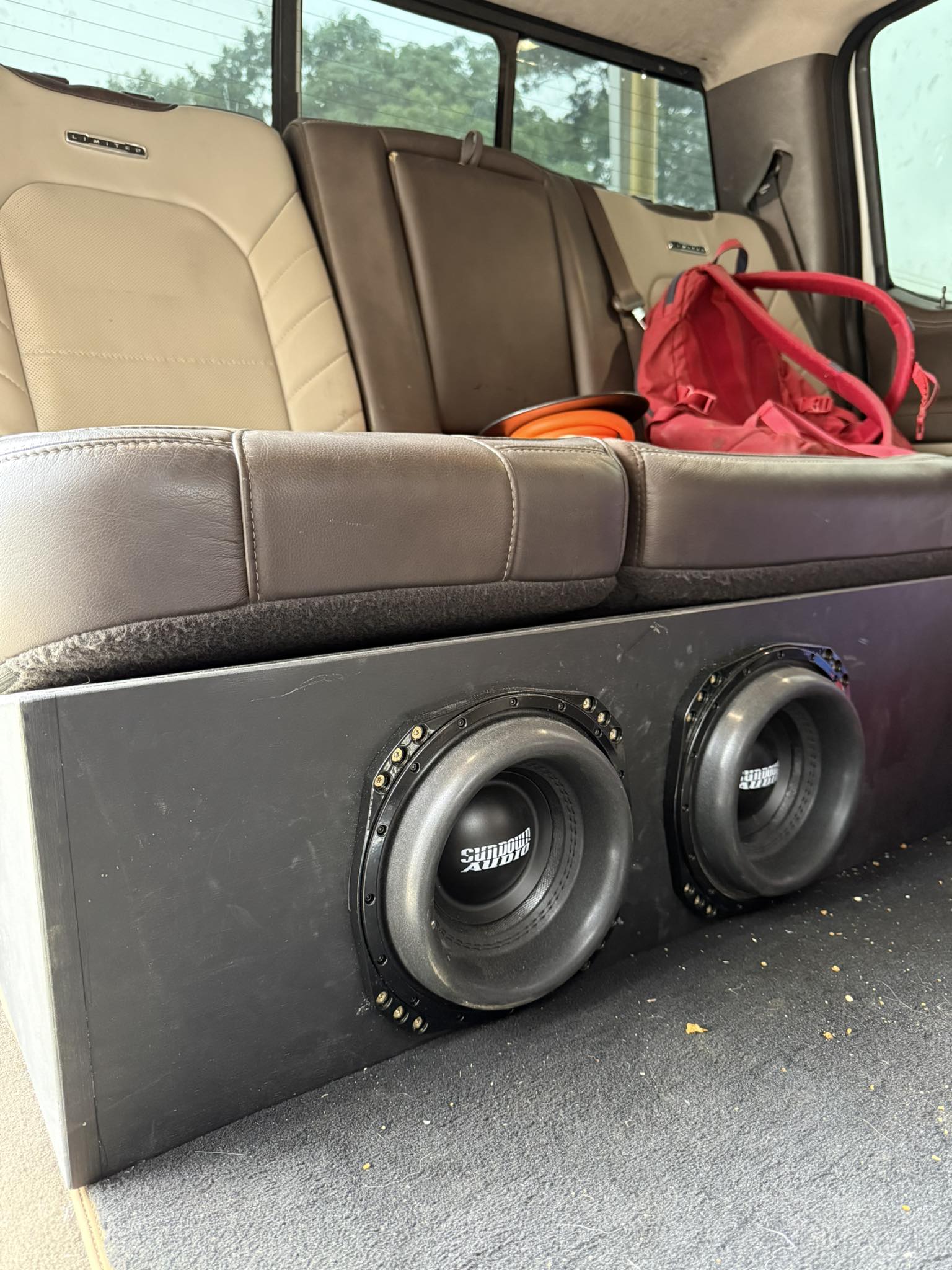 What are suggestions for my car audio setup with two Z8 subs and a