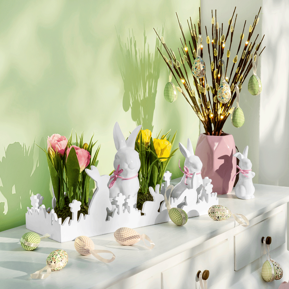 Bald ist schon Ostern! 🐰 Unser Dekotipp: Tolle Oster-Deko in frischen Pastelltönen! 👌:) Diese und viele andere Styles findet ihr aktuell in unseren Filialen und im Online Shop 😍 Jetzt entdecken unter