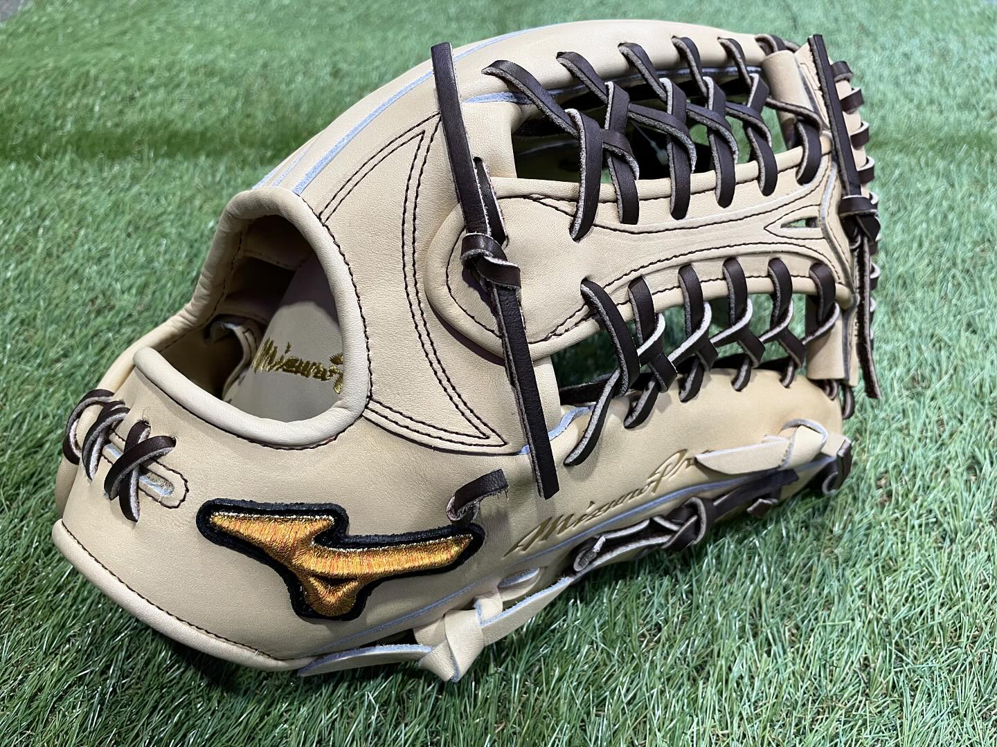 Mizuno Pro 硬式グローブ BSSショップ限定オーダー