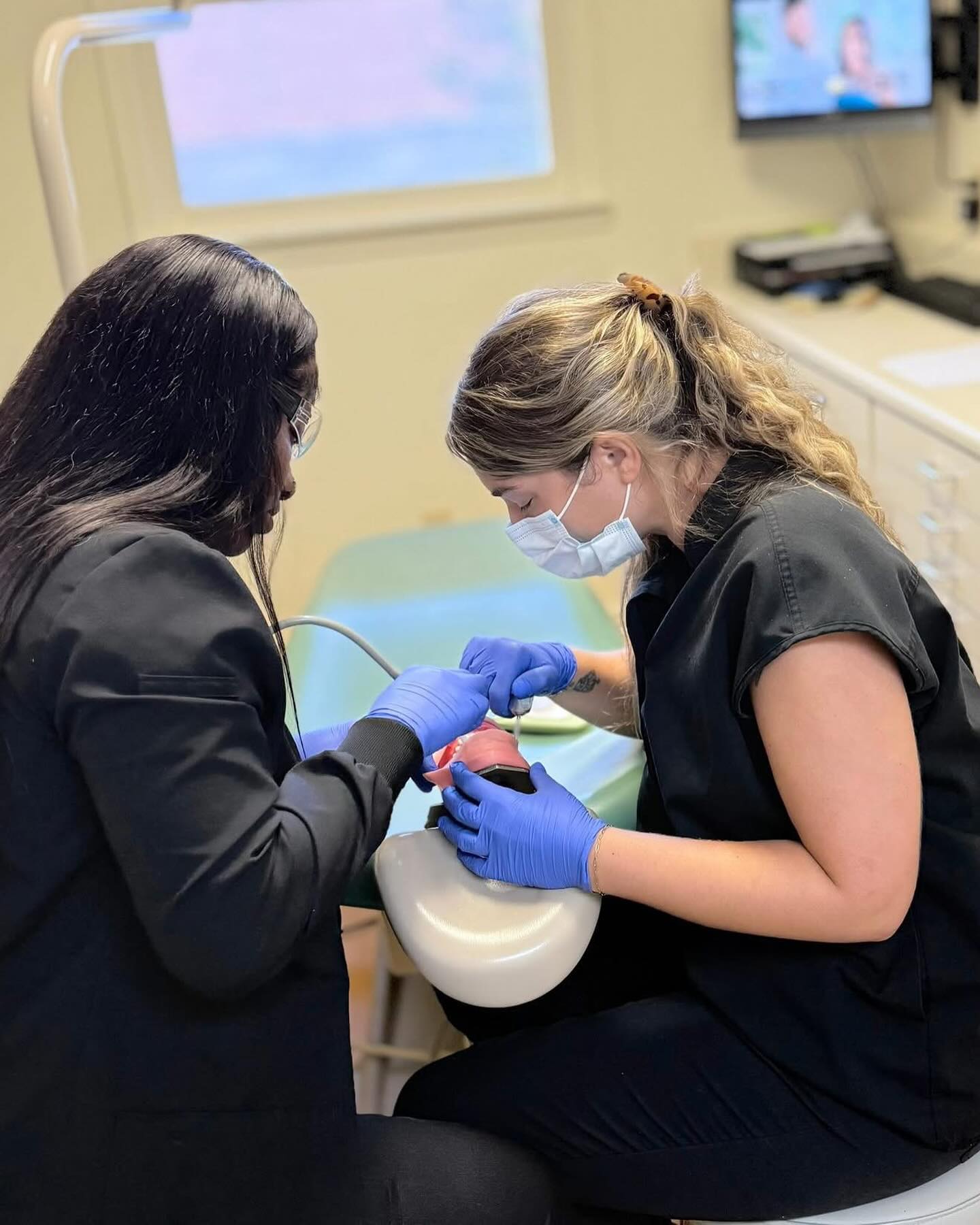 Accelerated Academy - Dental Assisting