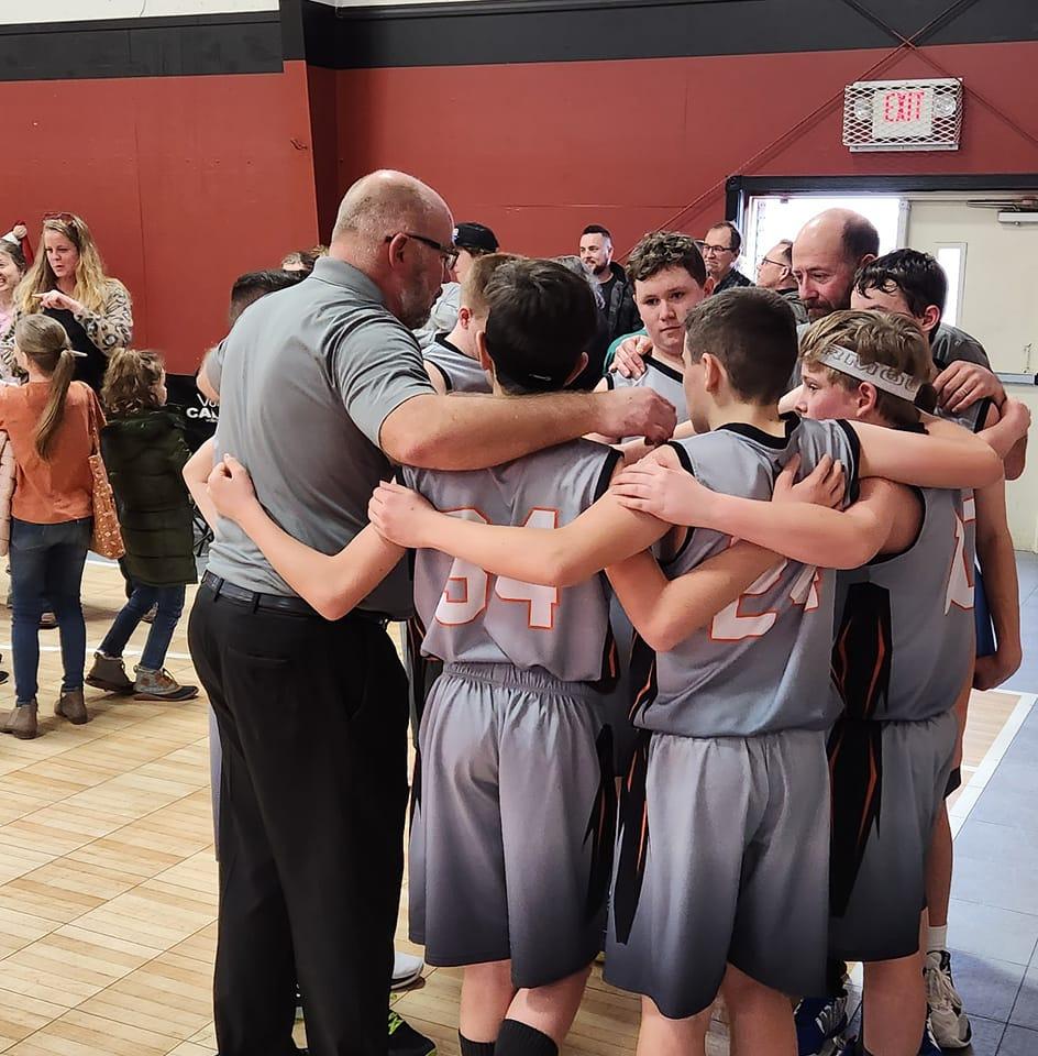 The Bitterroot... - Bitteroot Homeschool Hawks Basketball | Facebook
