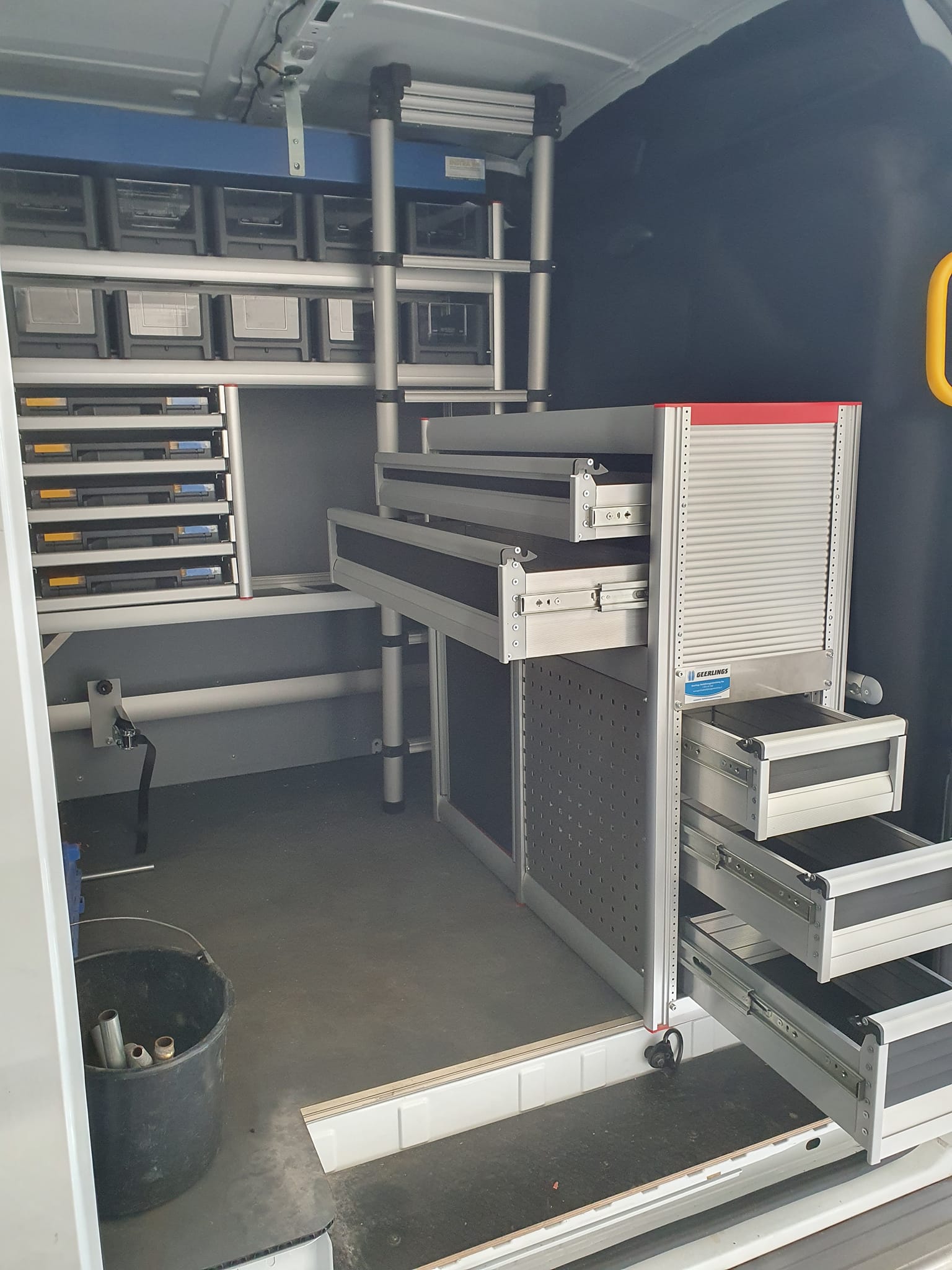 Geerlings Bedrijfswageninrichting | Oss