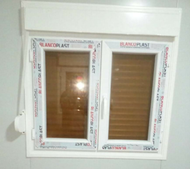 AHMED ALU PVC - Voici une Fenêtre en PVC volet roulant...