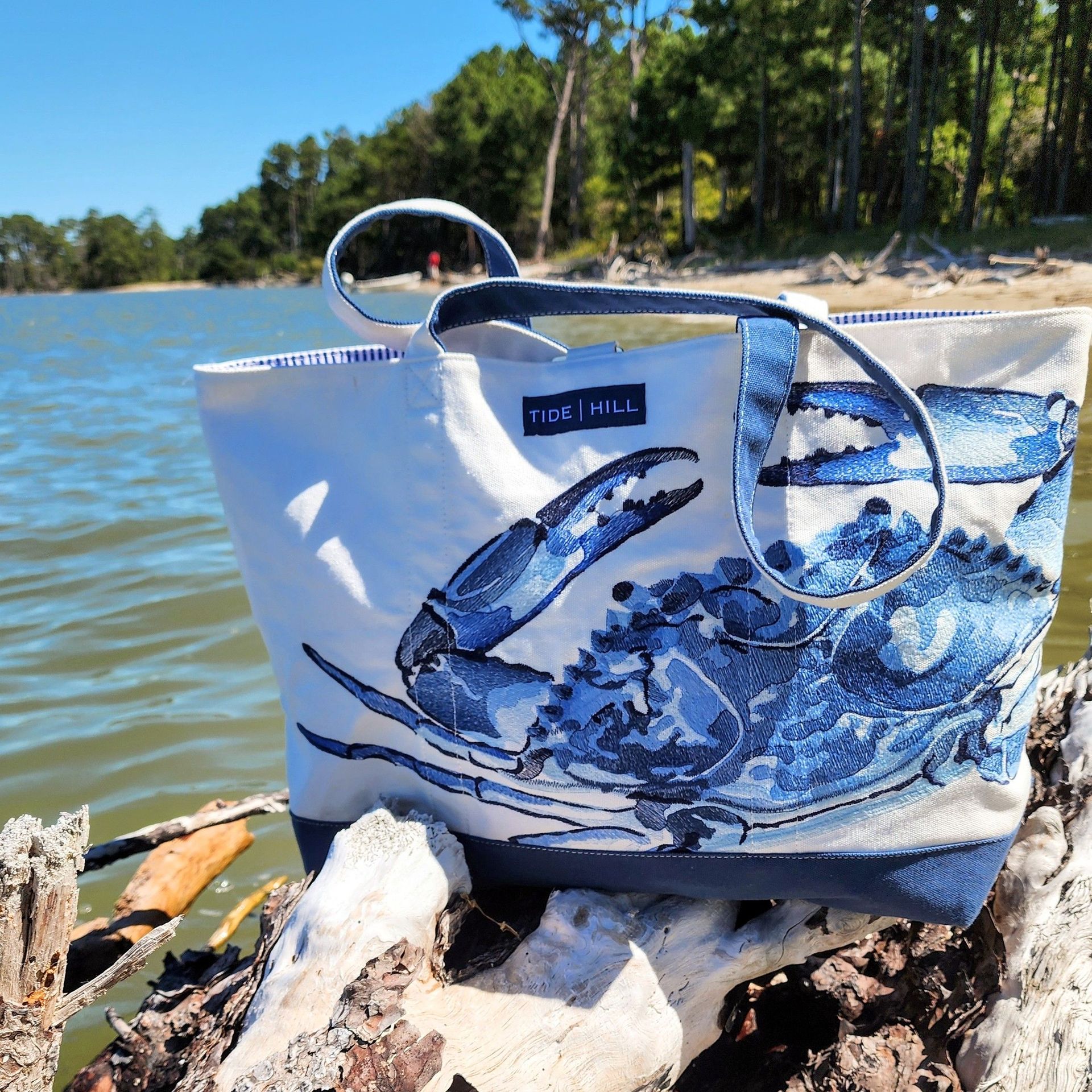 Crafted for those who appreciate the finer things, our Blue Crab