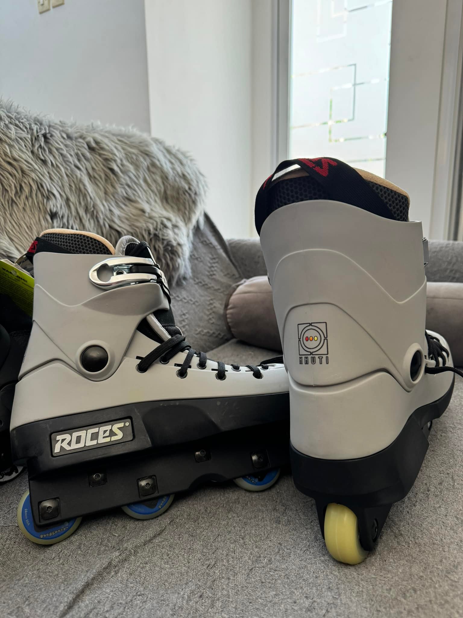 Roces Khuti skates with tags from 2003