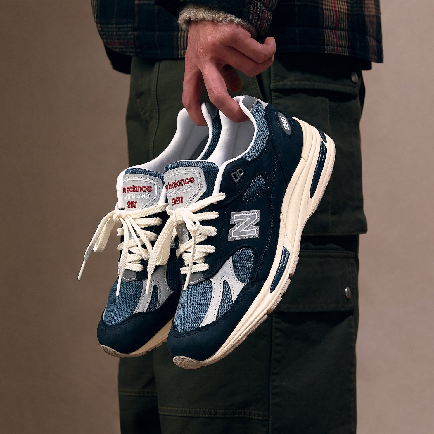 NB 991v2 Cathari x Kith 26.5mx 5.3k